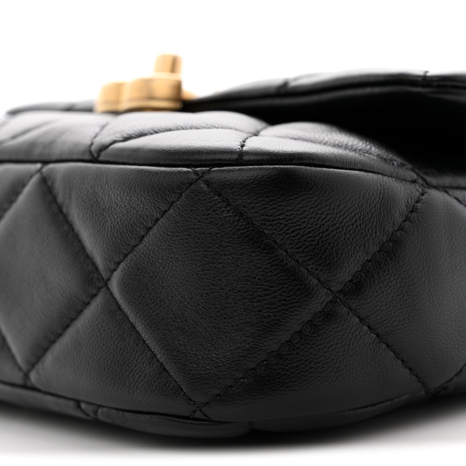 Lambskin Quilted Mini Lacquered Chain Flap Black