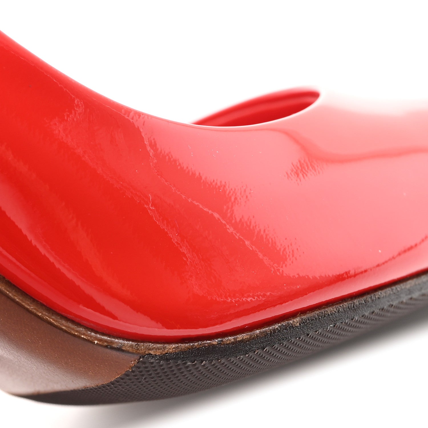 Patent Calfskin Eyeline Pumps 38 Rouge