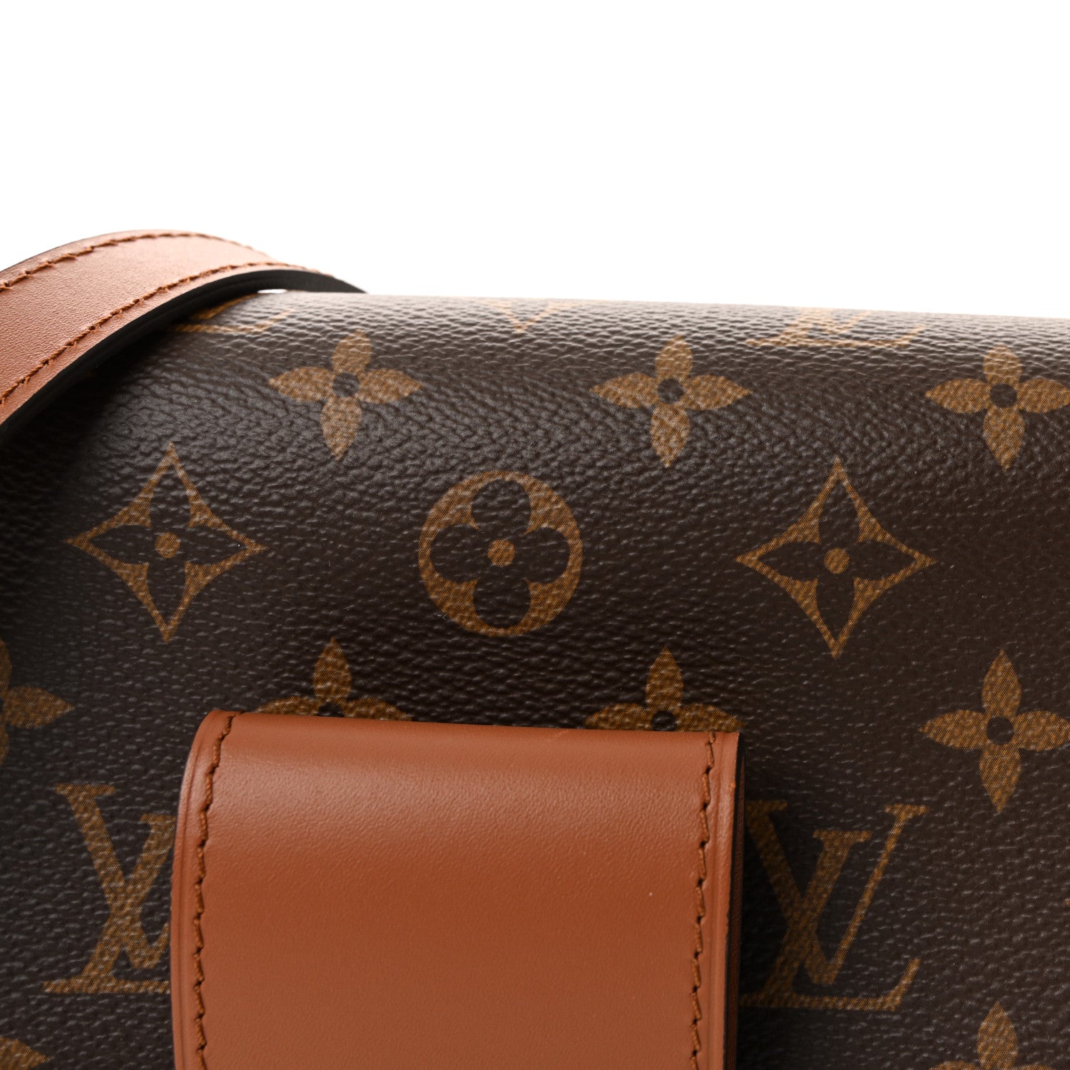 Reverse Monogram Dauphine MM