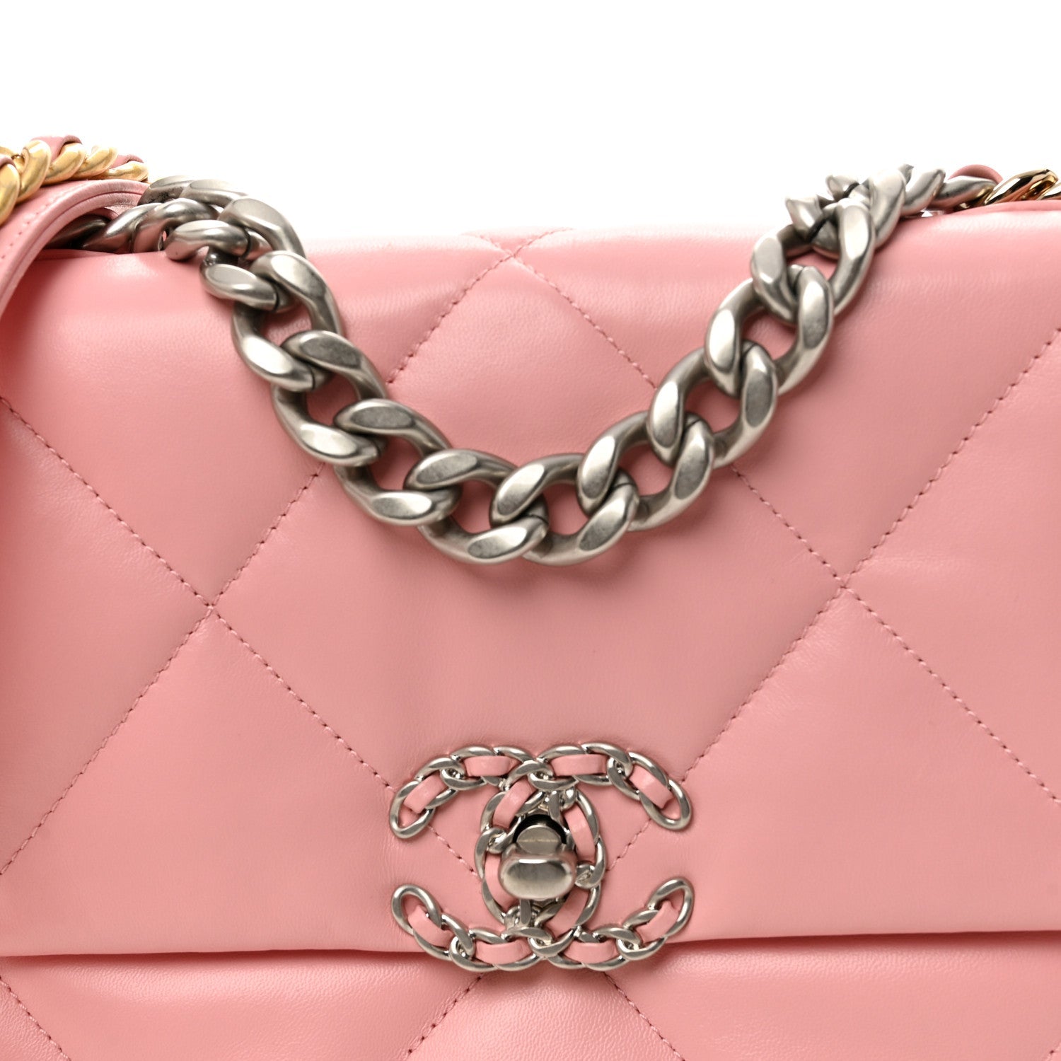 Lambskin Quilted Medium Chanel 19 Flap Pink