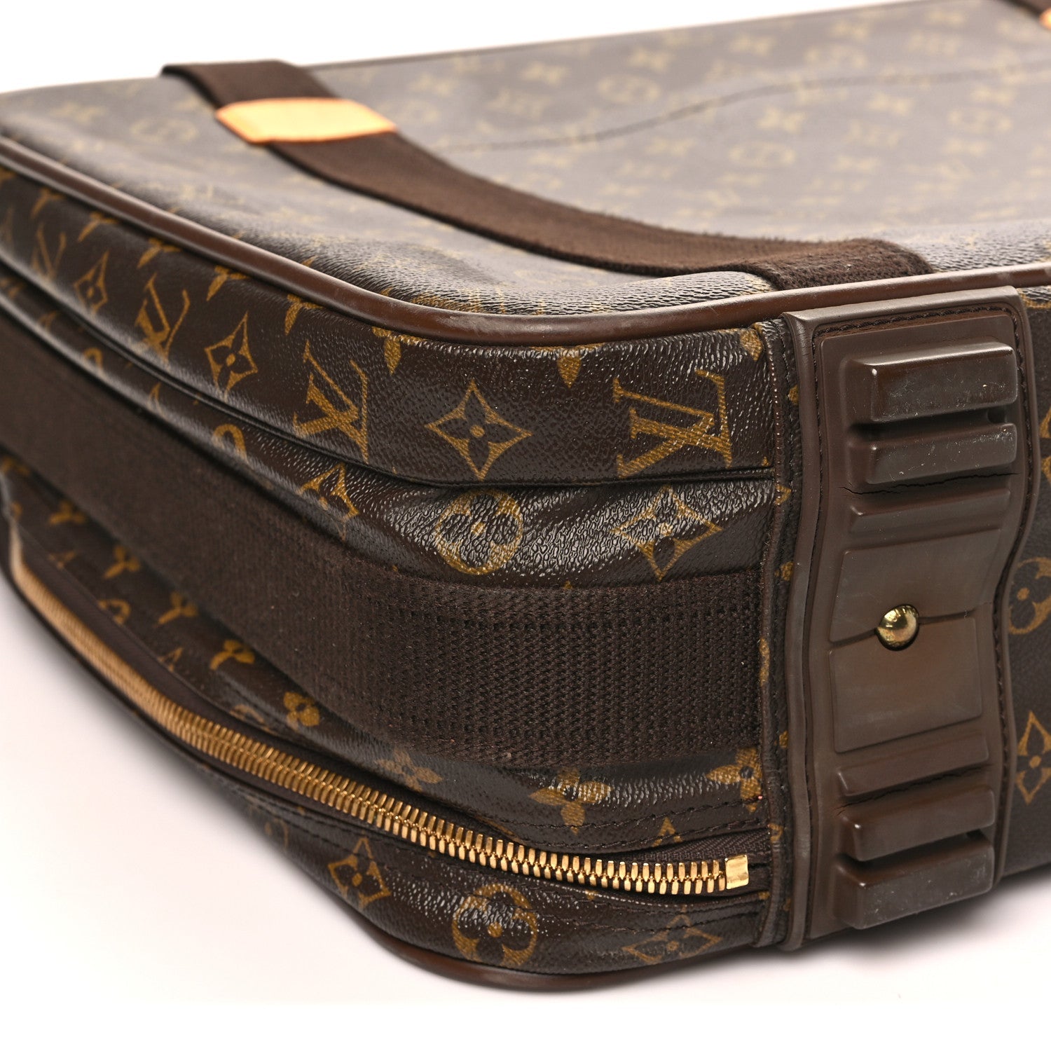 Monogram Satellite 53