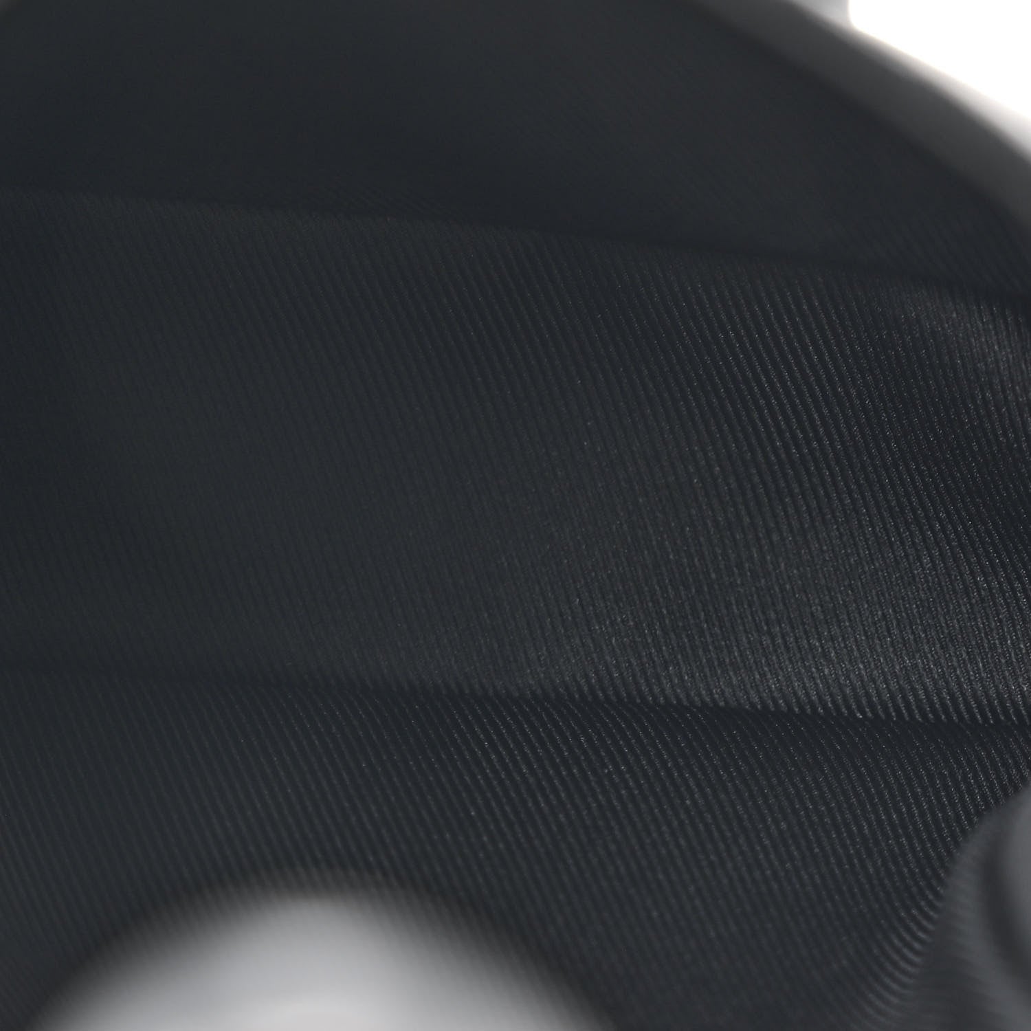 Taurillon Monogram Pico S Lock Ultra Black