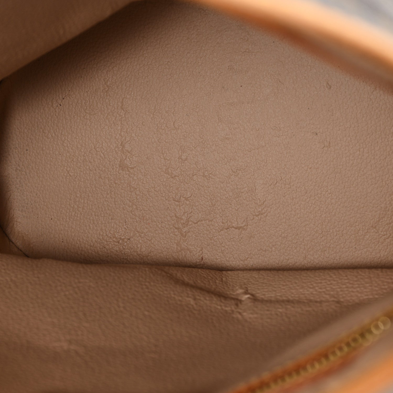 Monogram Petit Bucket 23