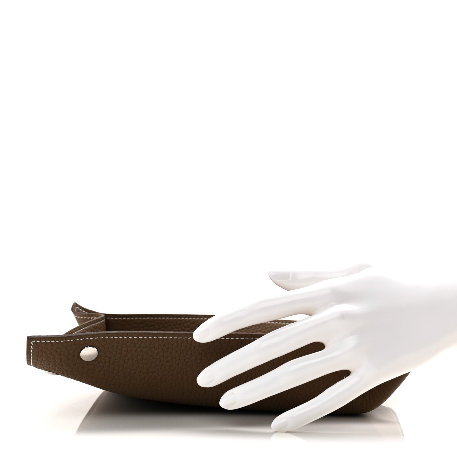 Taurillon Clemence Mises et Relances Change Tray Etoupe