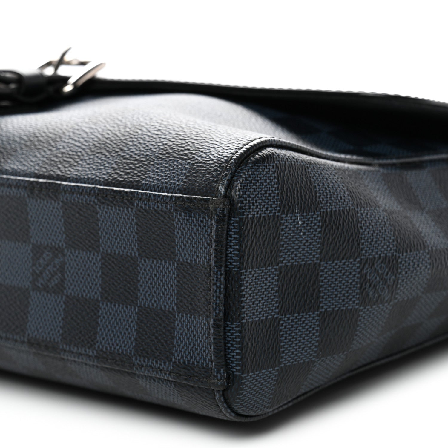 Damier Cobalt Newport Messenger MM