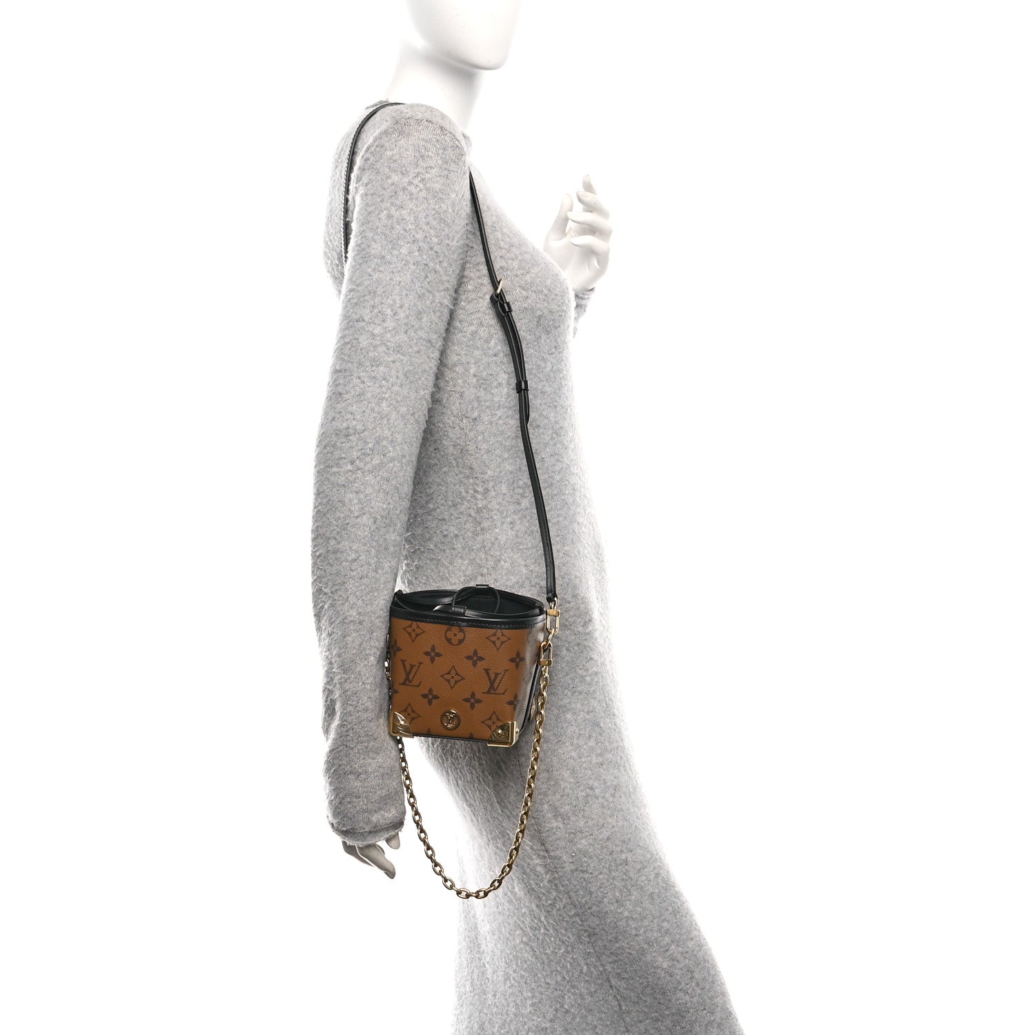 Reverse Monogram Noe Purse