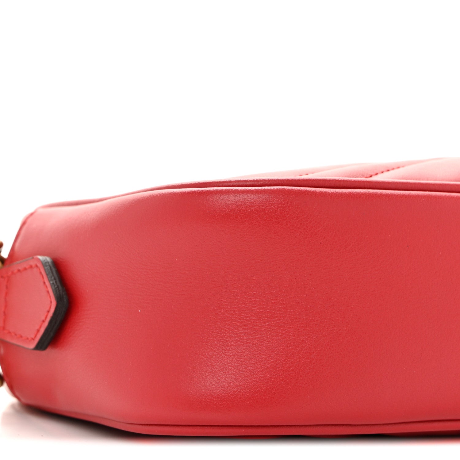 Calfskin Matelasse Mini GG Marmont Chain Shoulder Bag Hibiscus Red