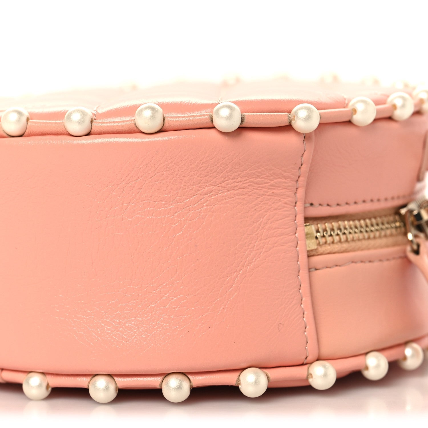 Calfskin Quilted Pearl Round Clutch With Chain Pink