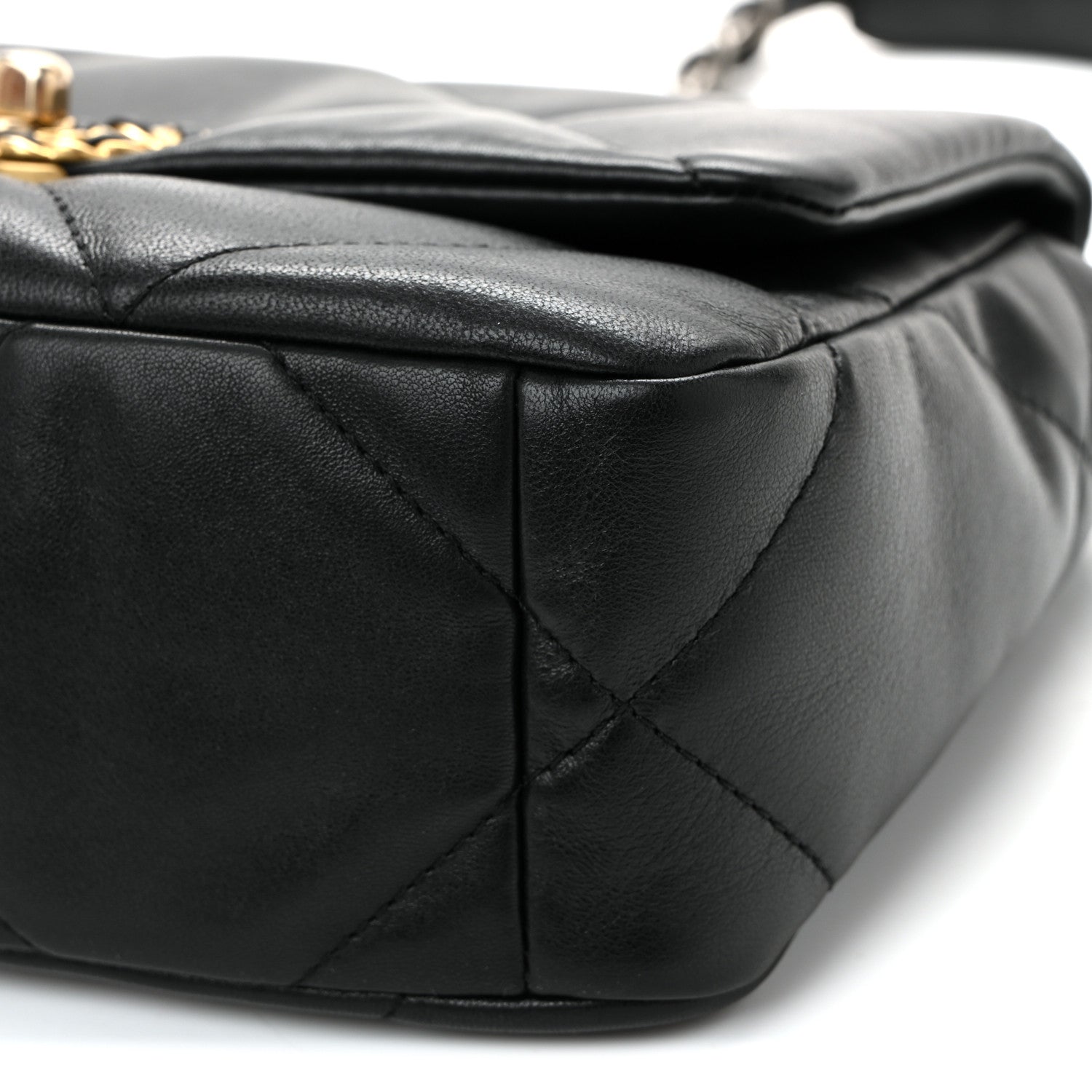 Lambskin Quilted Medium Chanel 19 Flap Black