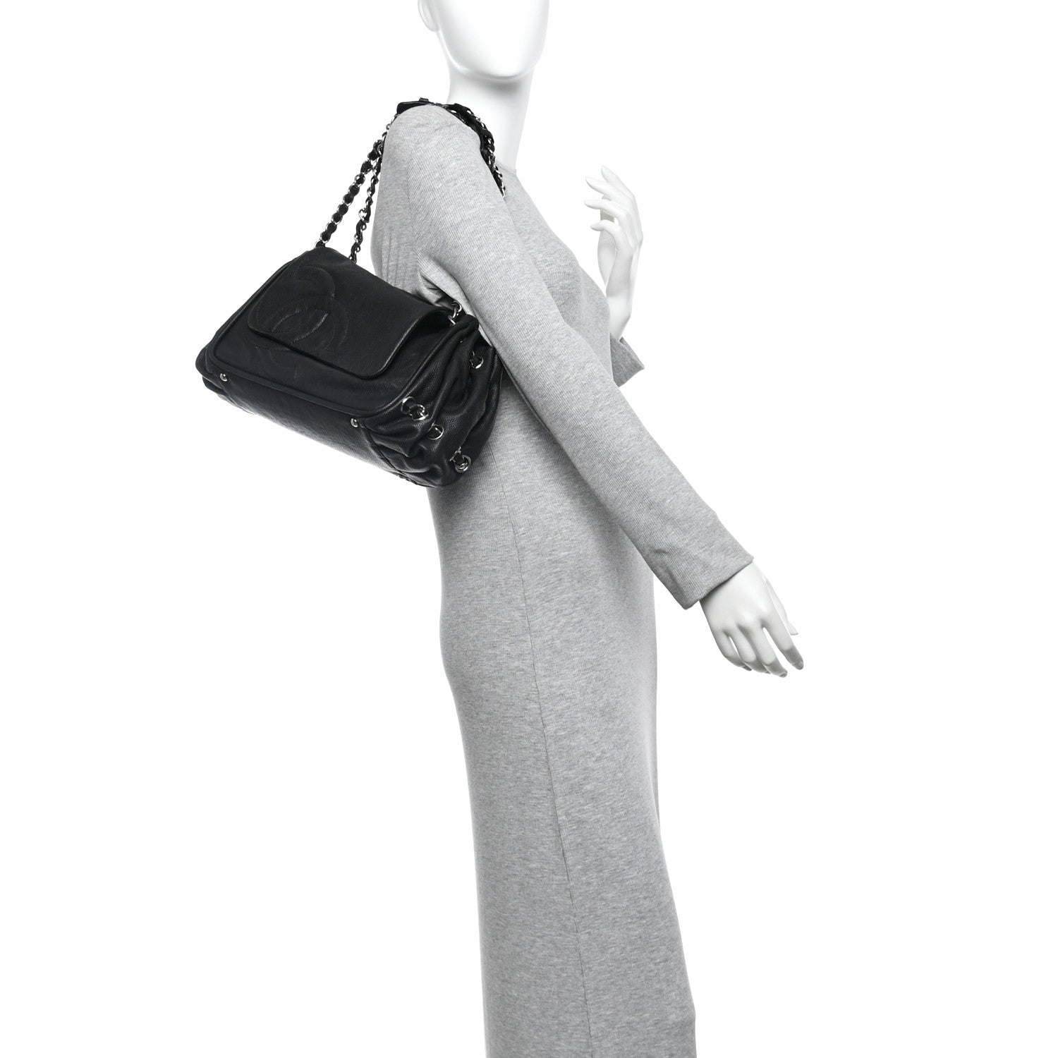 Caviar Diagonal Ligne Flap Black