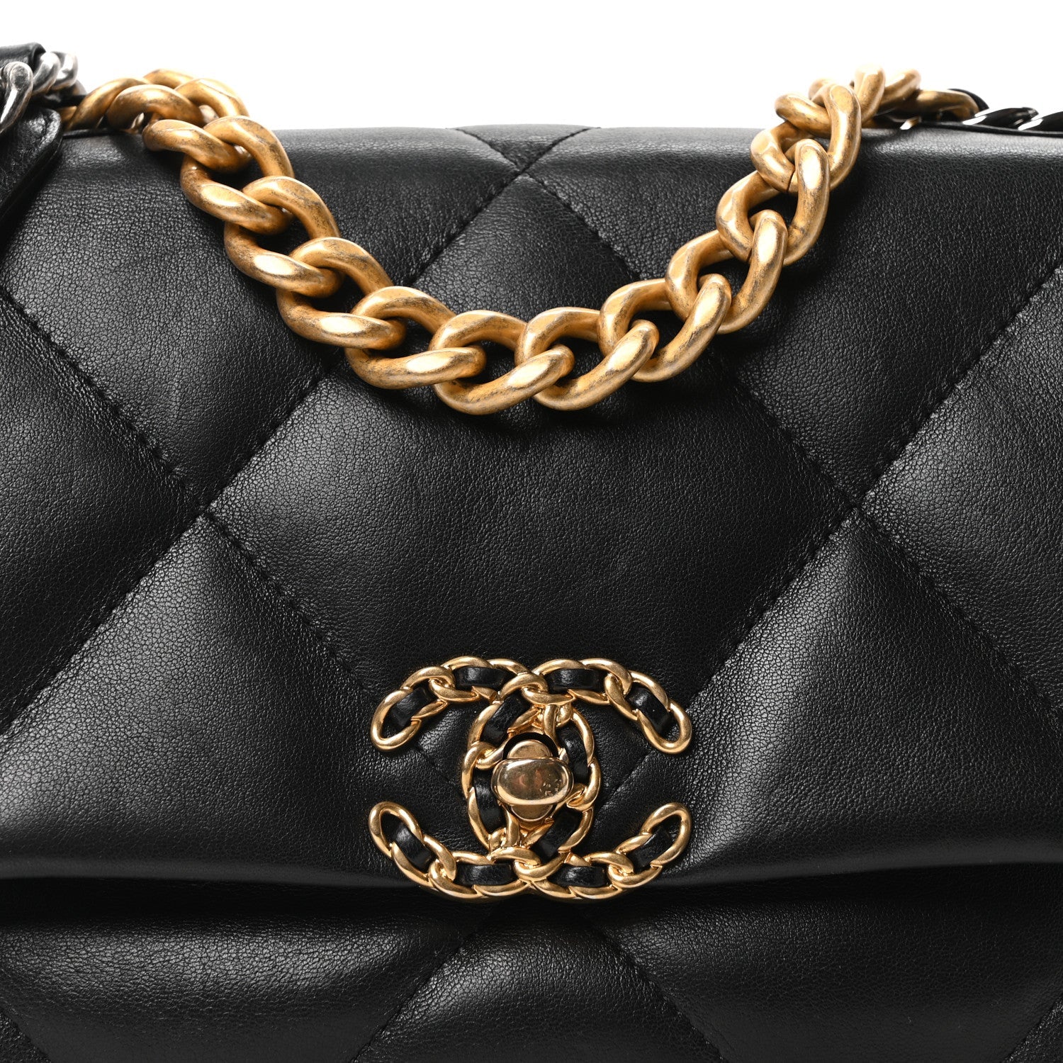 Lambskin Quilted Medium Chanel 19 Flap Black