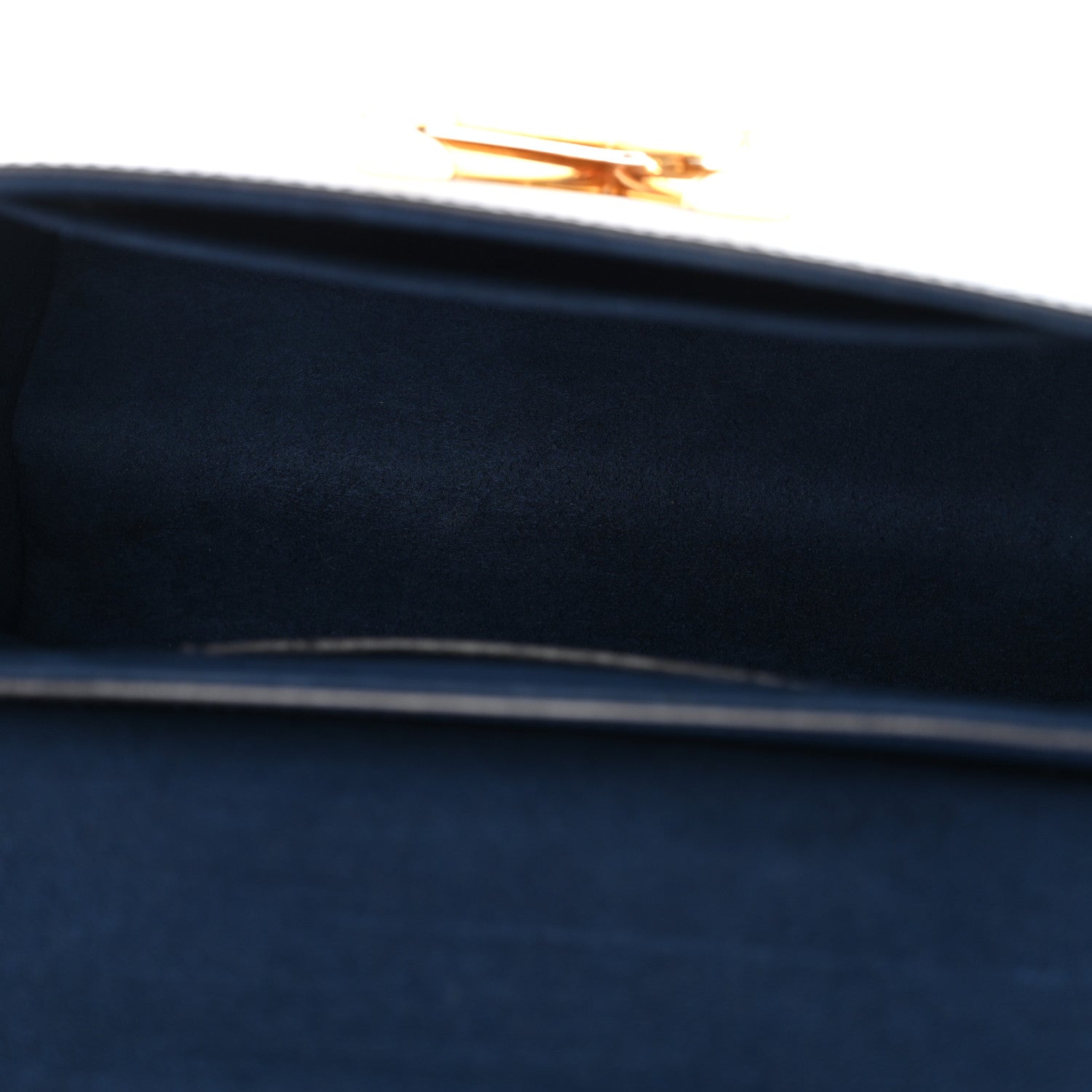 Epi Twist Shoulder Bag MM Indigo