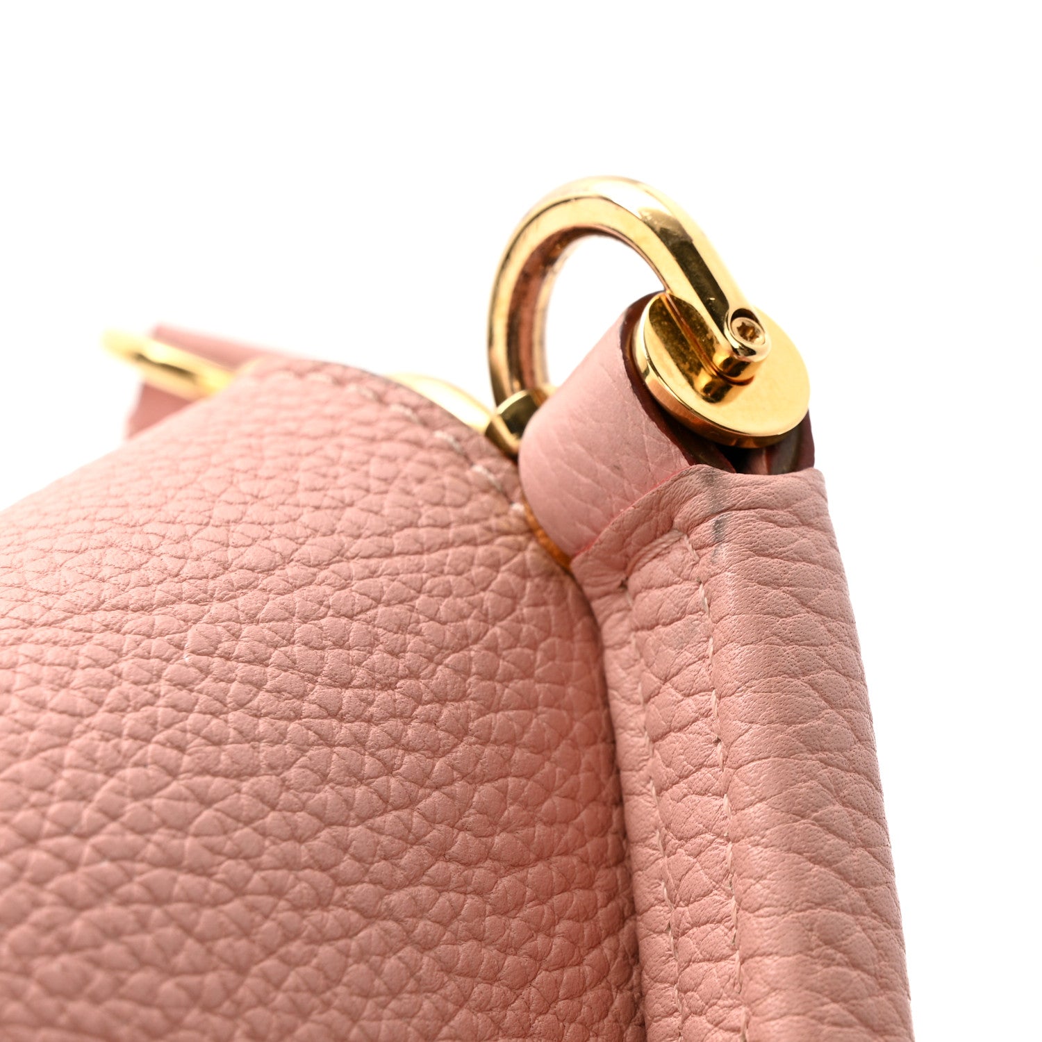 Grained Calfskin Monogram Double V Rose Poudre