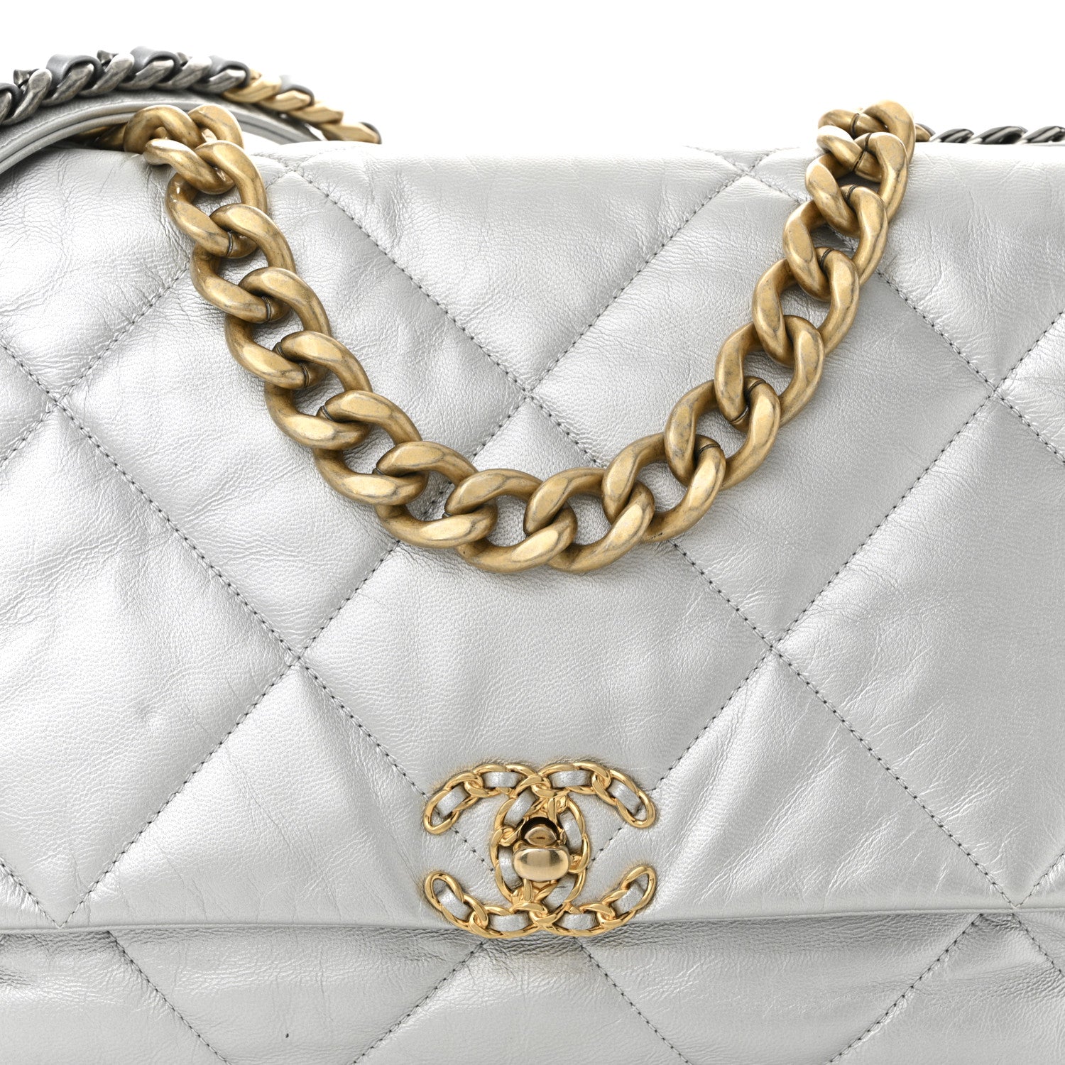 Metallic Goatskin Quilted Maxi Chanel 19 Flap Silver