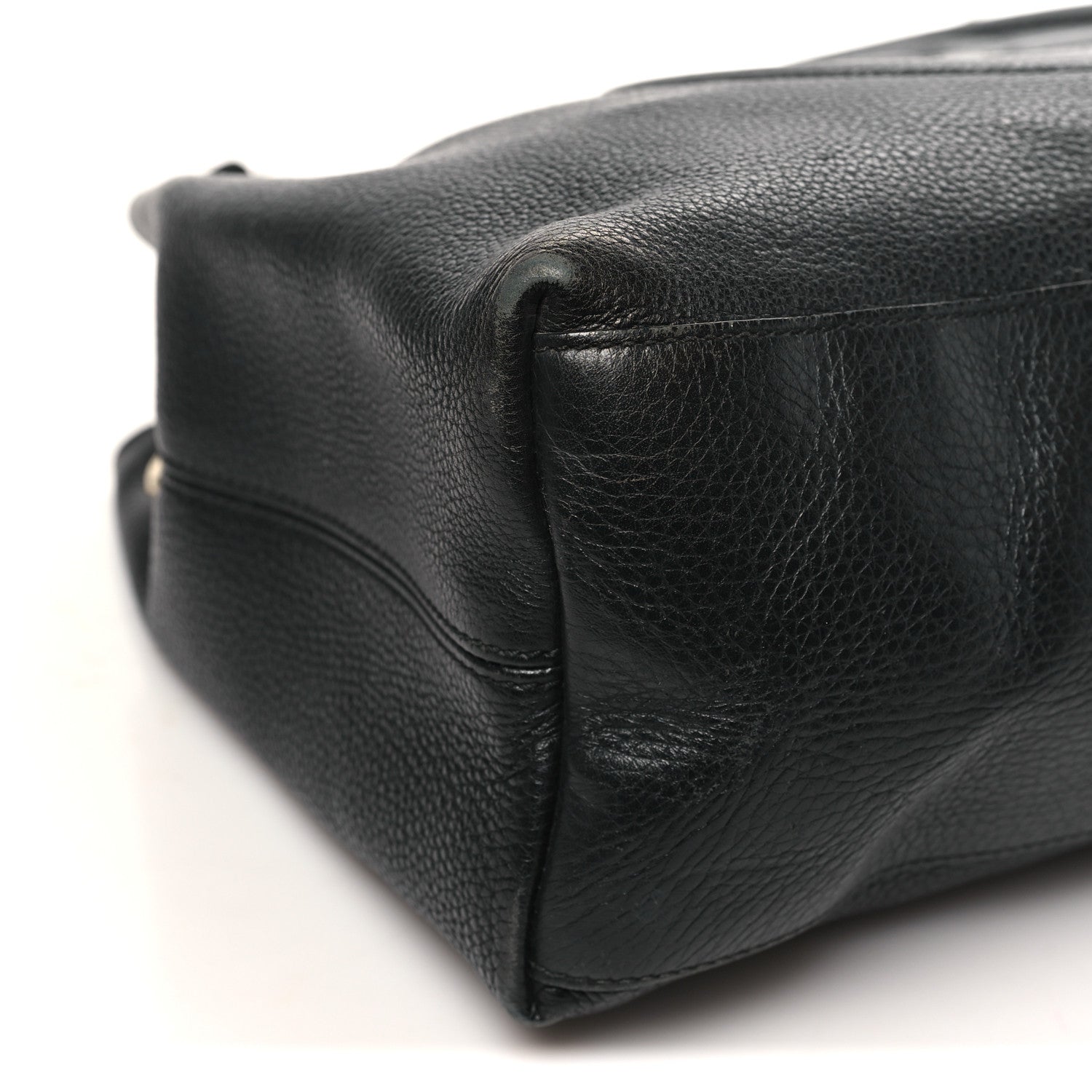 Pebbled Calfskin Medium Soho Chain Shoulder Bag Black
