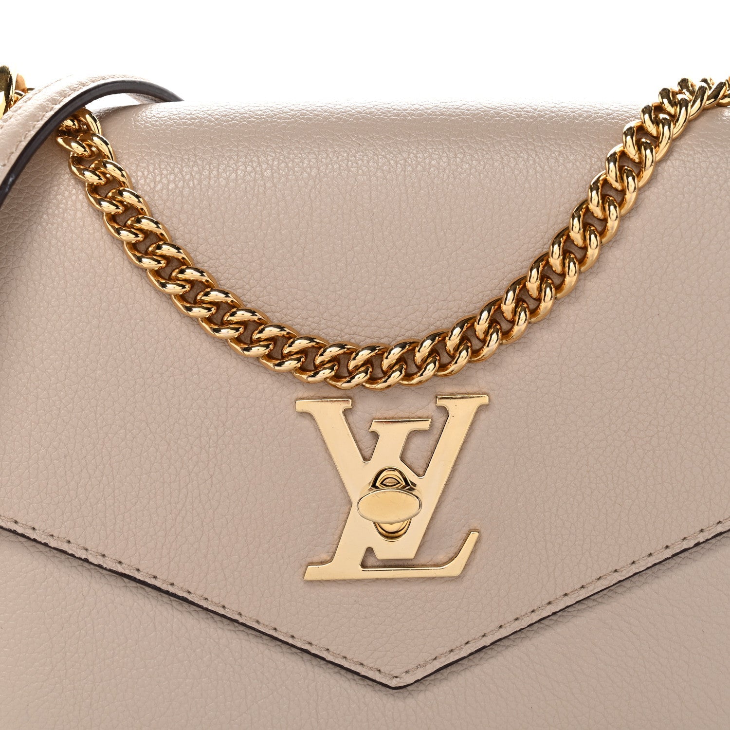Soft Calfskin Mylockme Chain Bag BB Greige