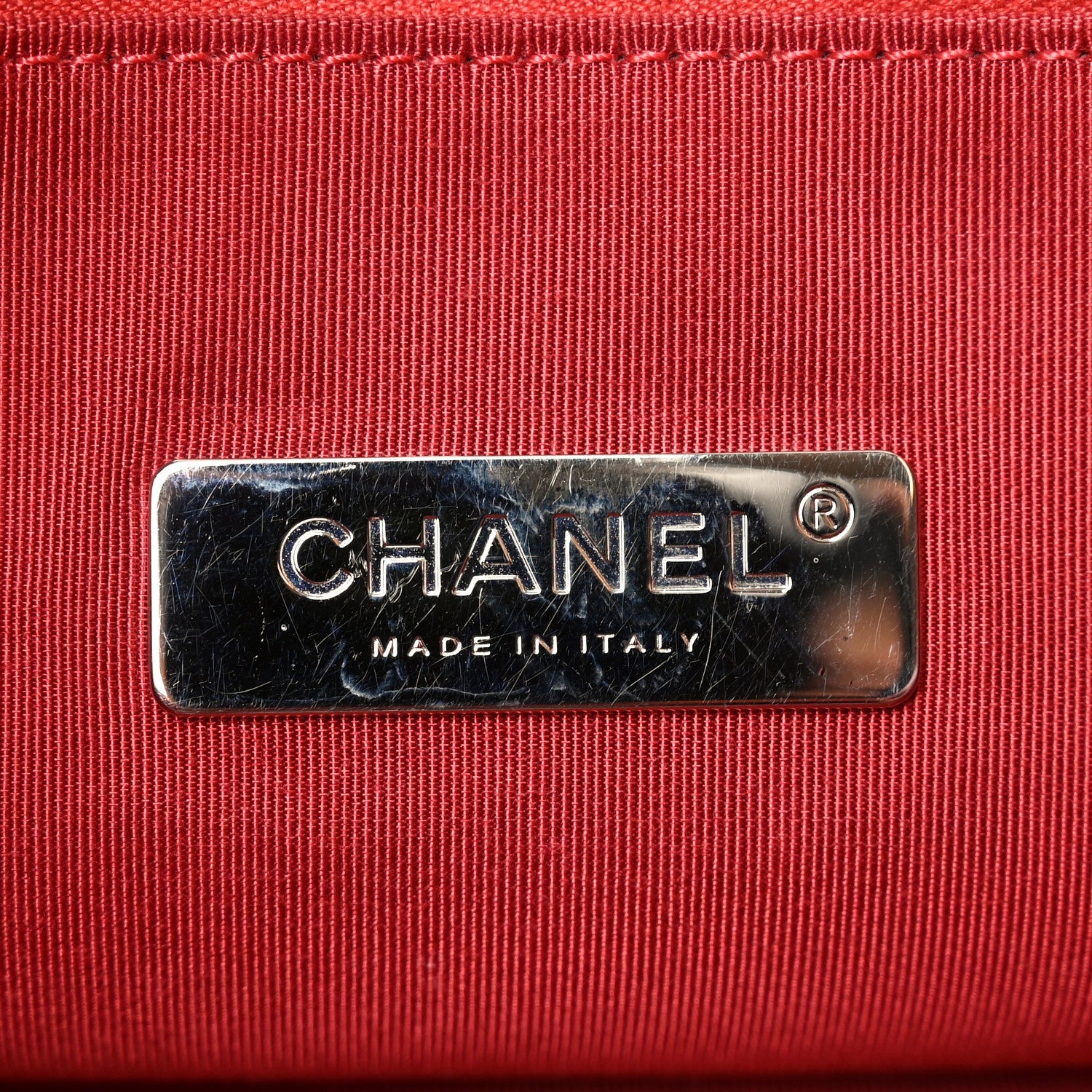 Shiny Aged Calfskin Quilted Large 31 Shopping Bag Red