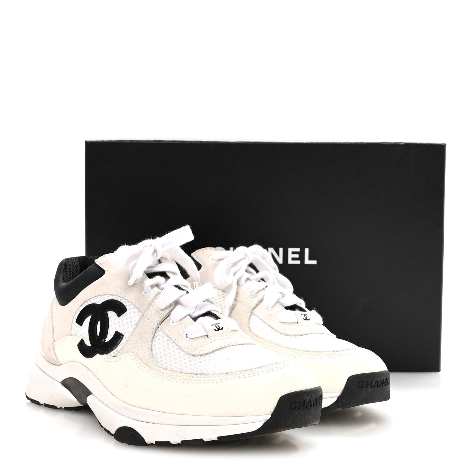 Mesh Suede Calfskin Grained Calfskin Womens CC Sneakers 38.5 White Black