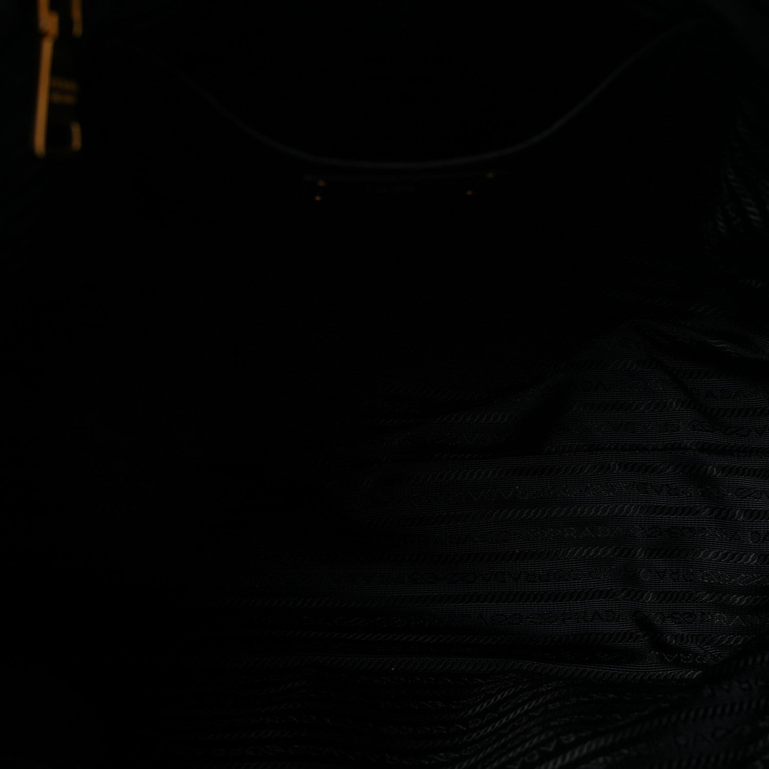 Vitello Daino Tote Black
