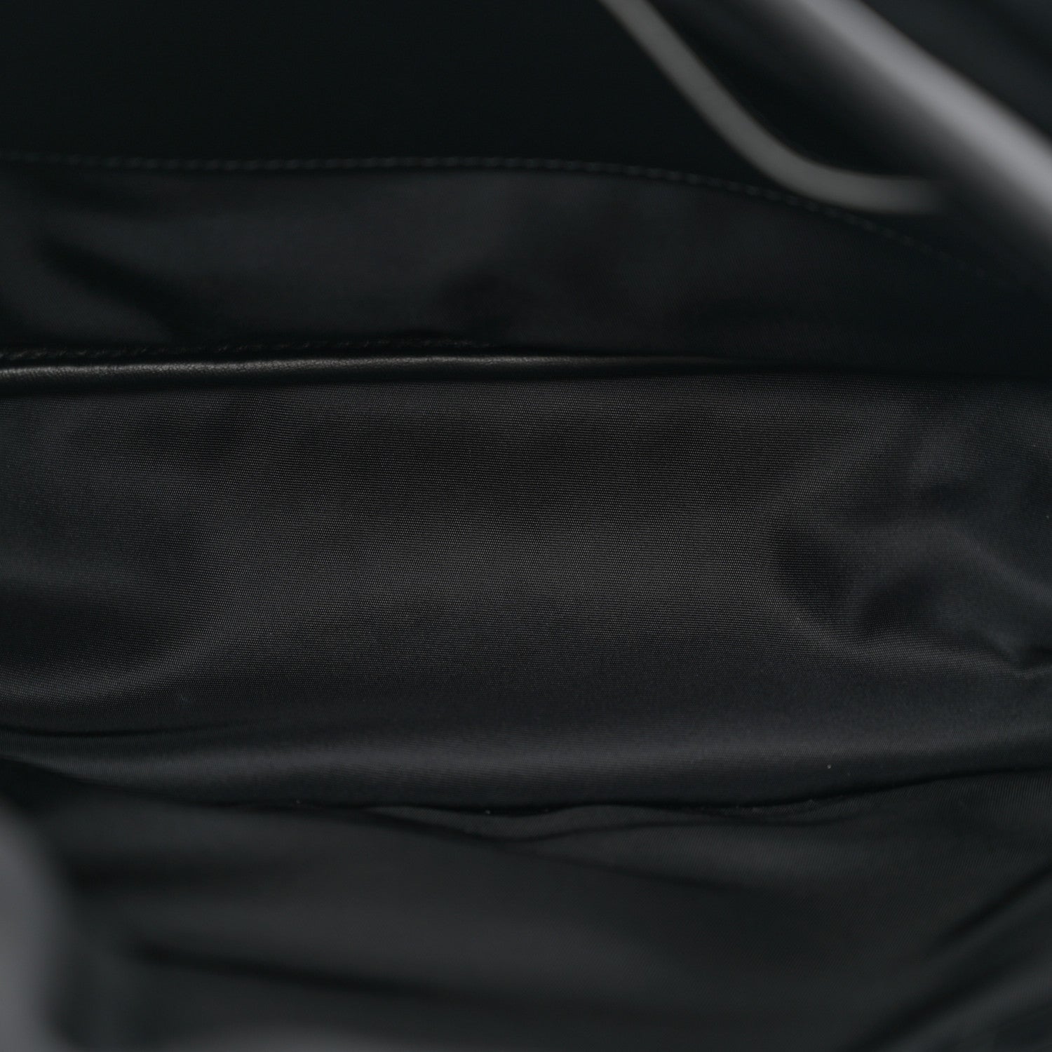 Econyl Nylon Niki Messenger Black