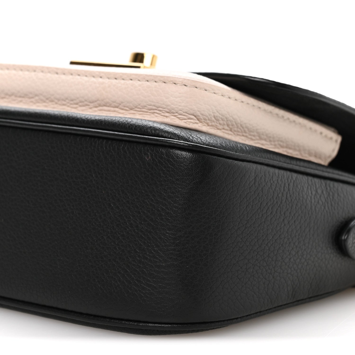 Grained Calfskin Lockme Tender Black