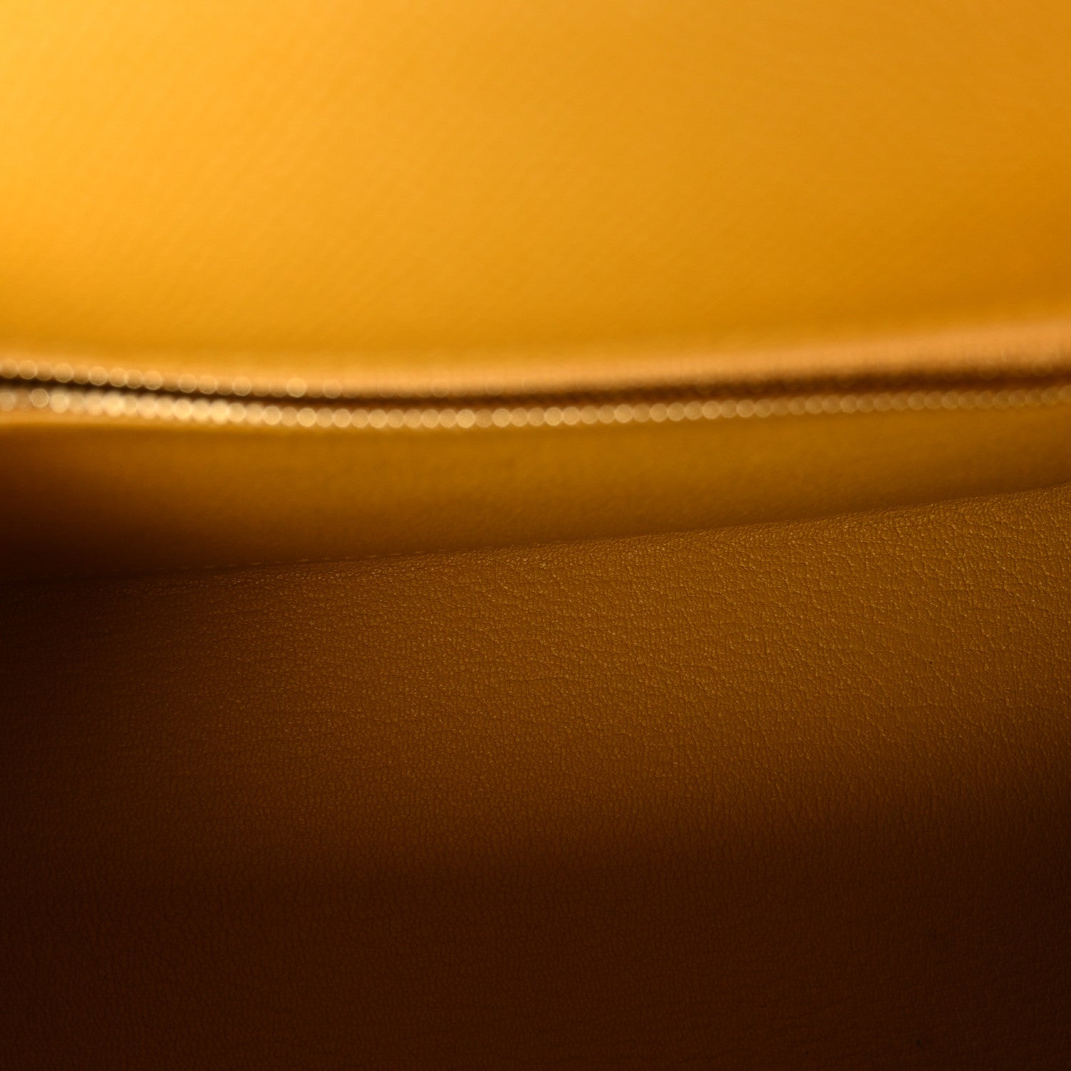 Epsom Kelly Sellier 25 Jaune Ambre