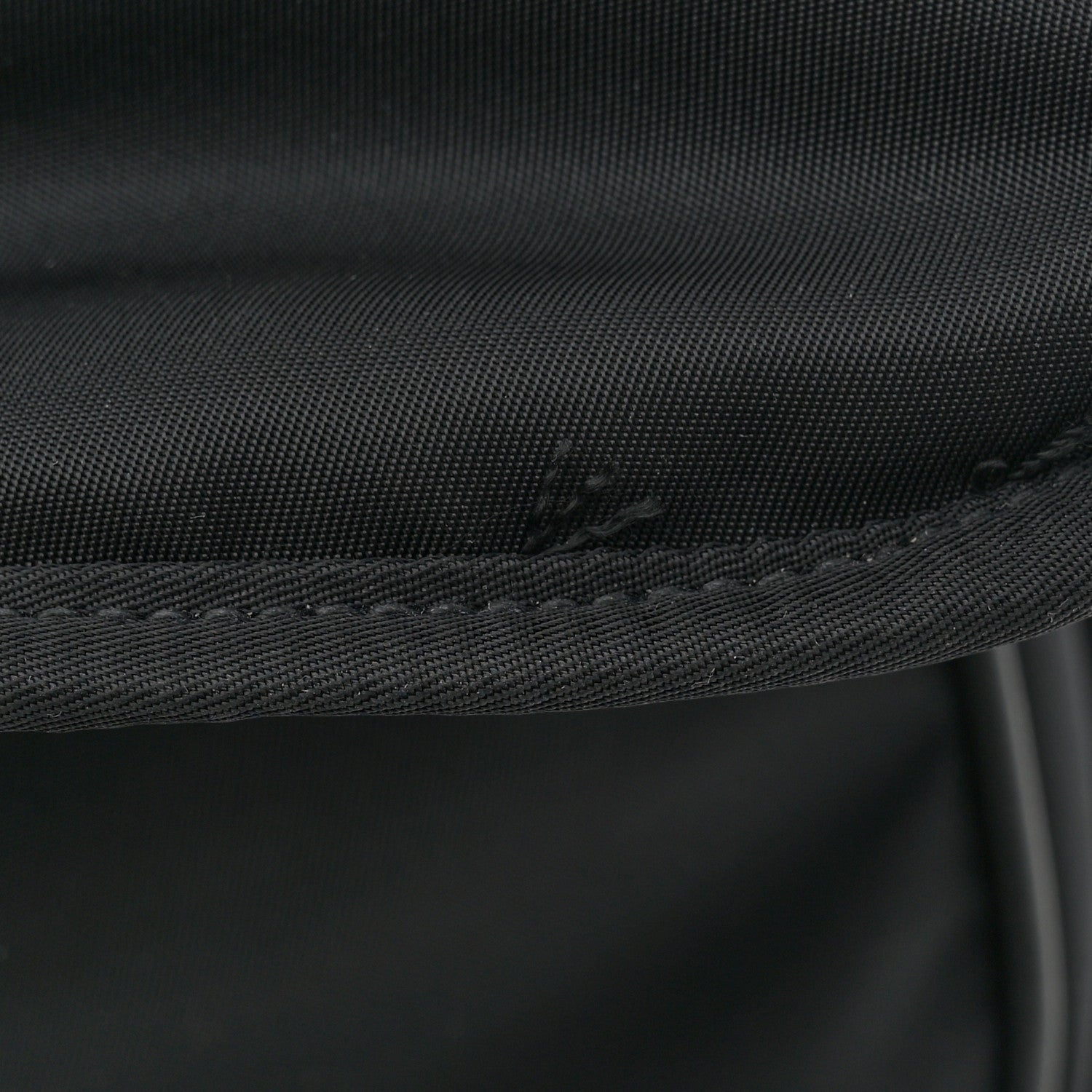 Econyl Nylon Niki Messenger Black