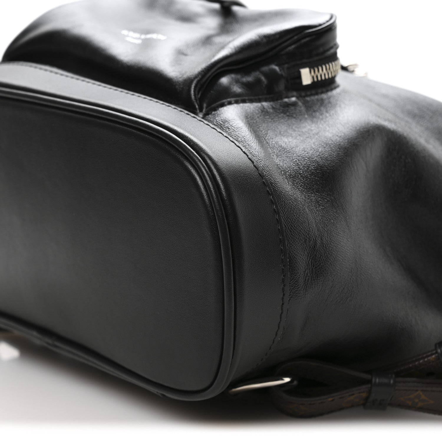 Lambskin Monogram Montsouris Vibe PM Black