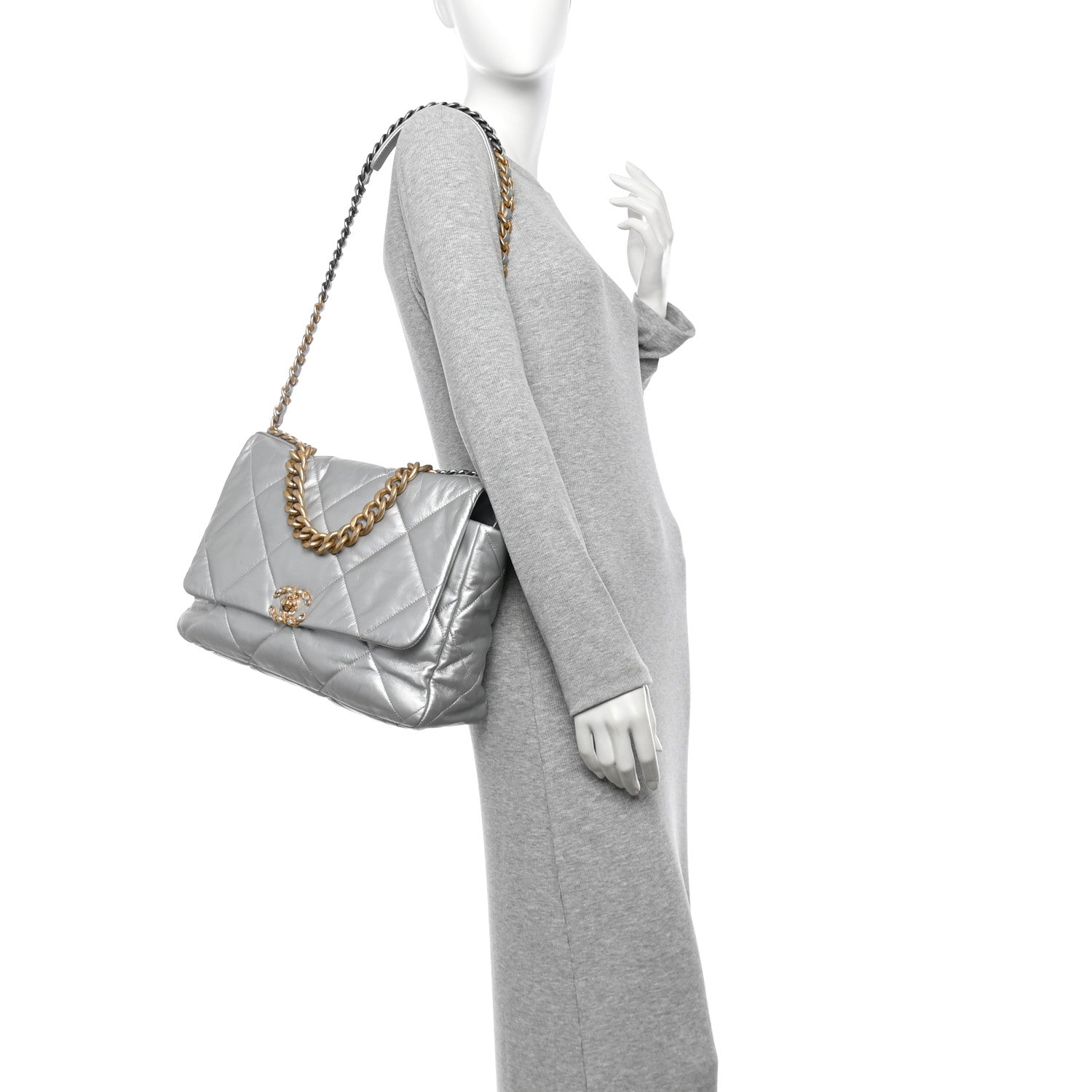 Metallic Goatskin Quilted Maxi Chanel 19 Flap Silver