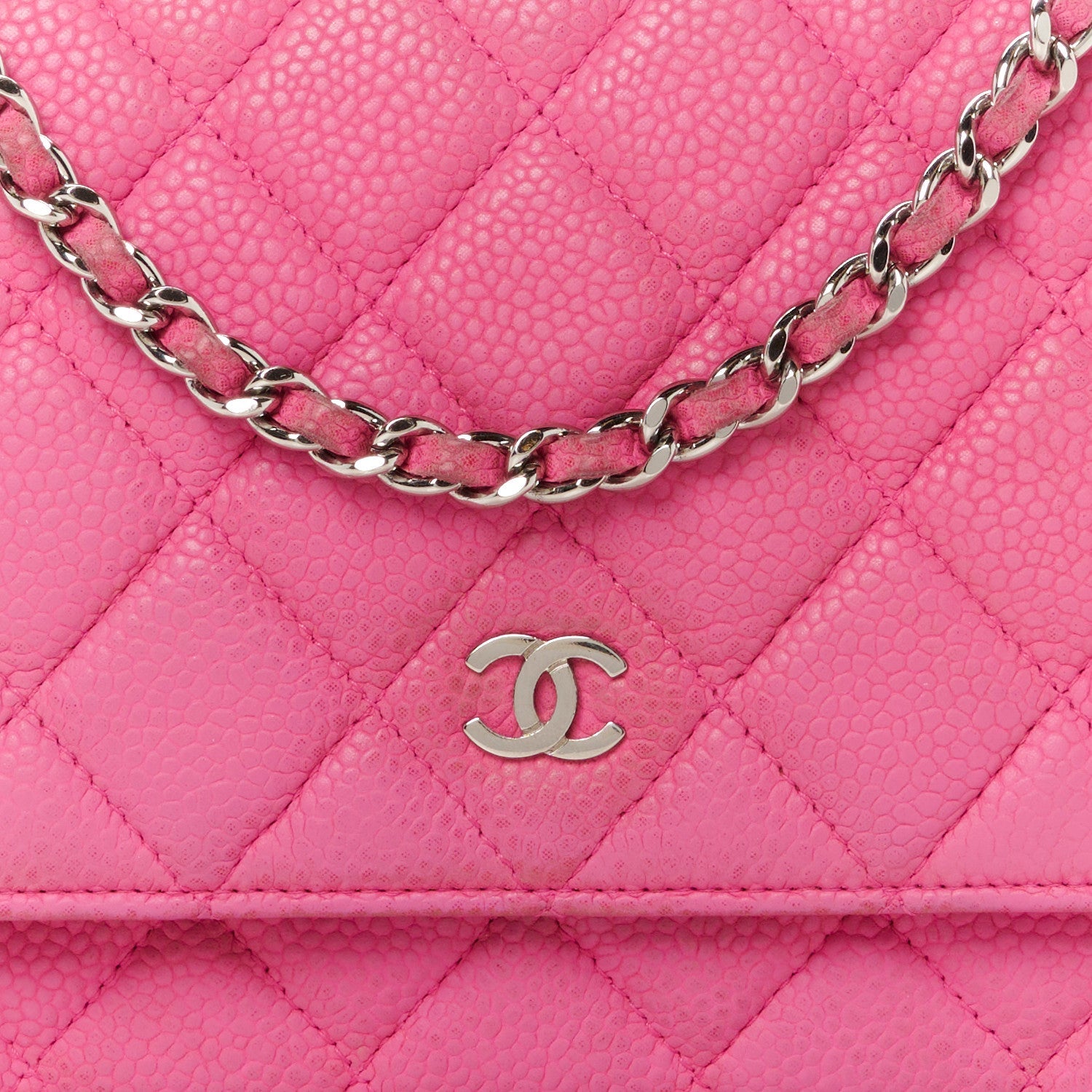 Iridescent Caviar Quilted Wallet on Chain WOC Pink