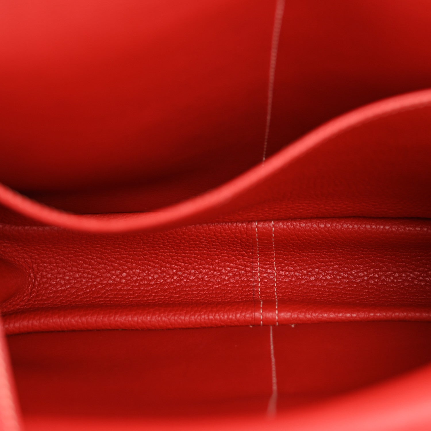 Taurillon Clemence Verso Halzan 31 GM Rouge Casaque Vermillion