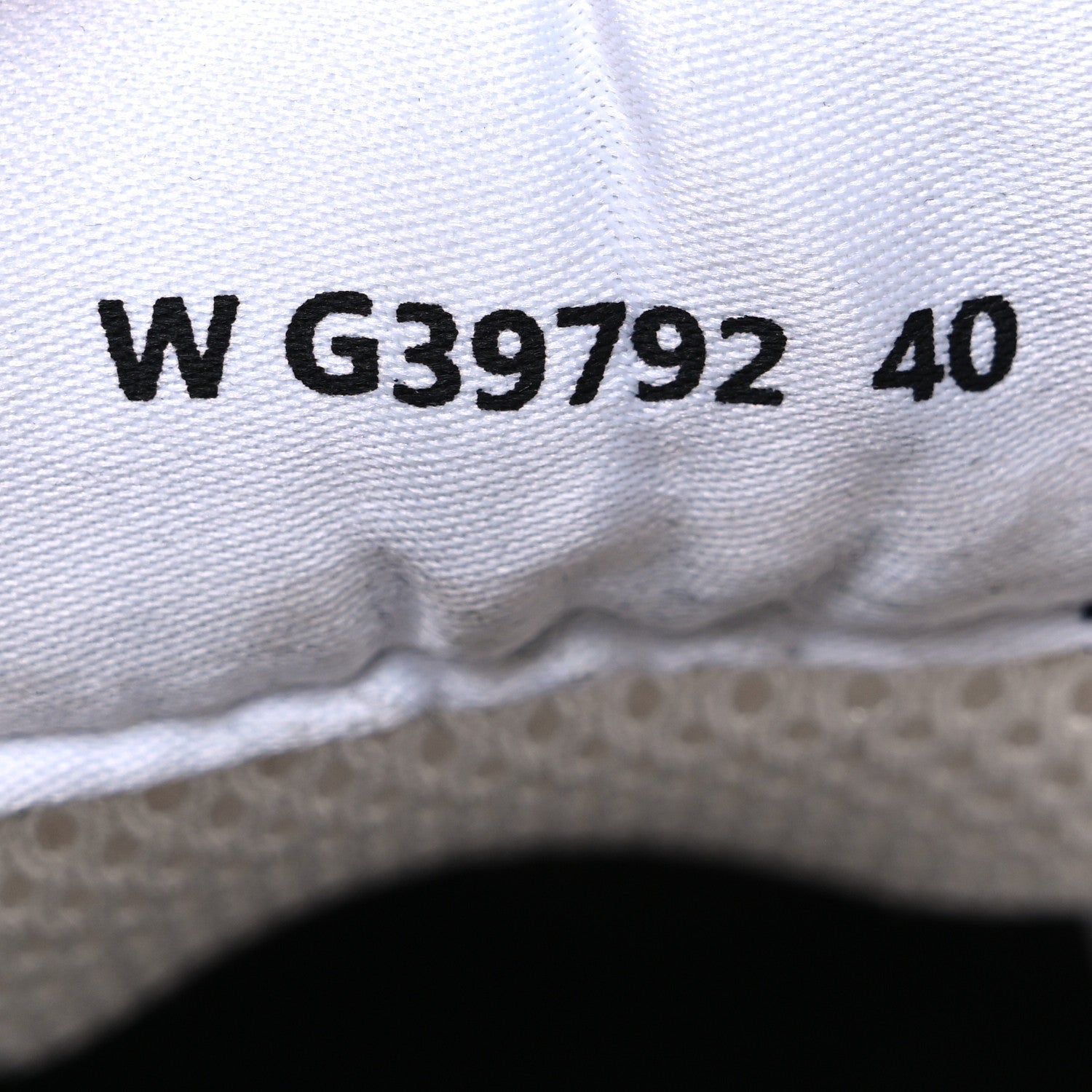 Fabric Laminated Calfskin Stretch CC Womens Sneakers 40 White Silver