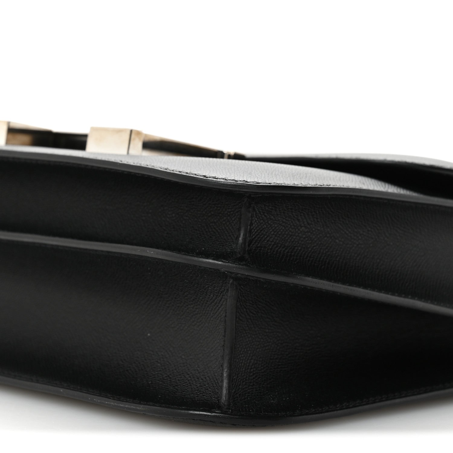 Madame Calfskin Constance 24 Black
