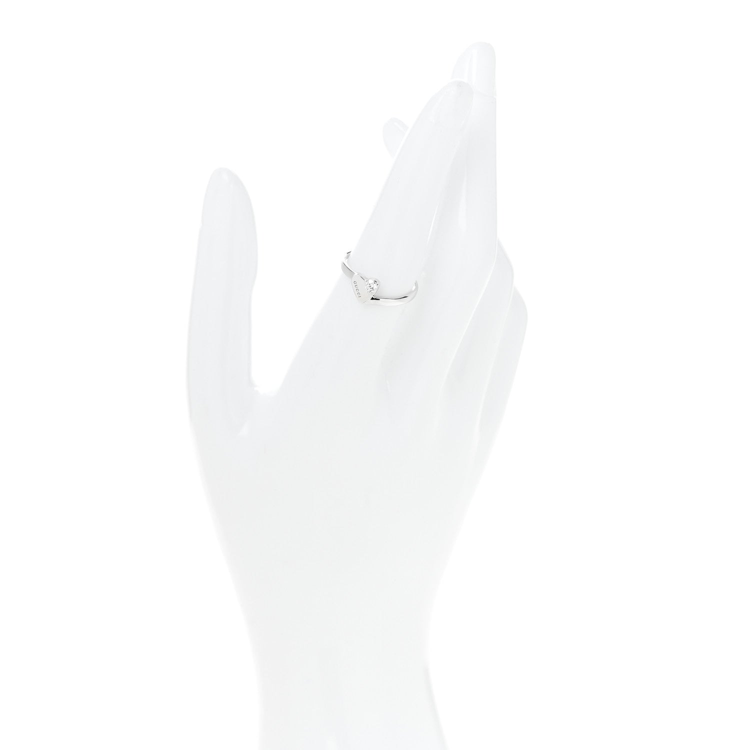 18K White Gold Diamond Heart Band Ring 54 6.75