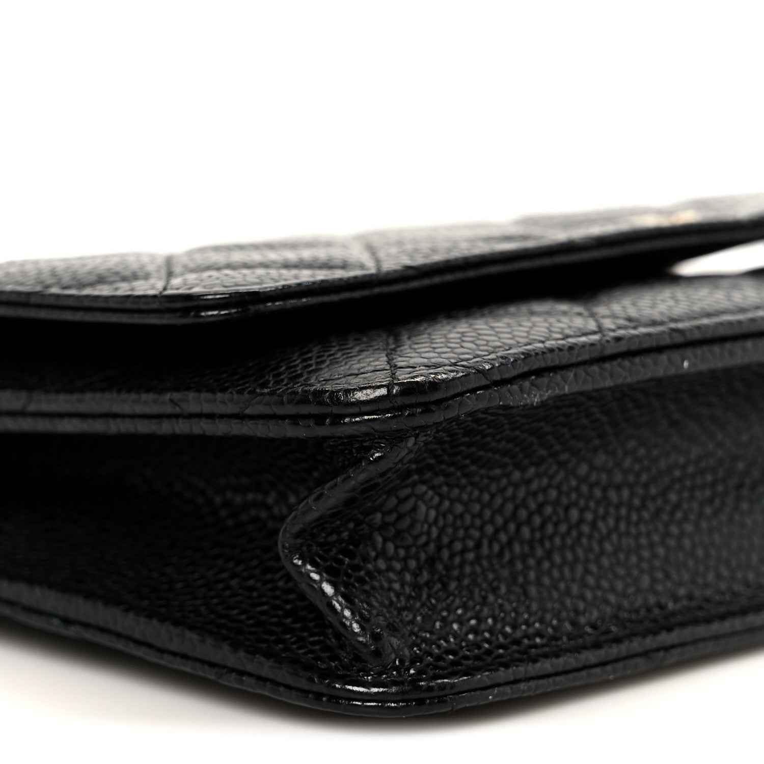 Caviar Quilted Wallet on Chain WOC Black