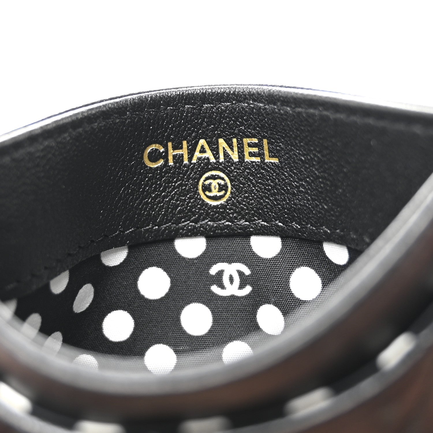 Lambskin Quilted Pearl CC Chanel Card Holder Black