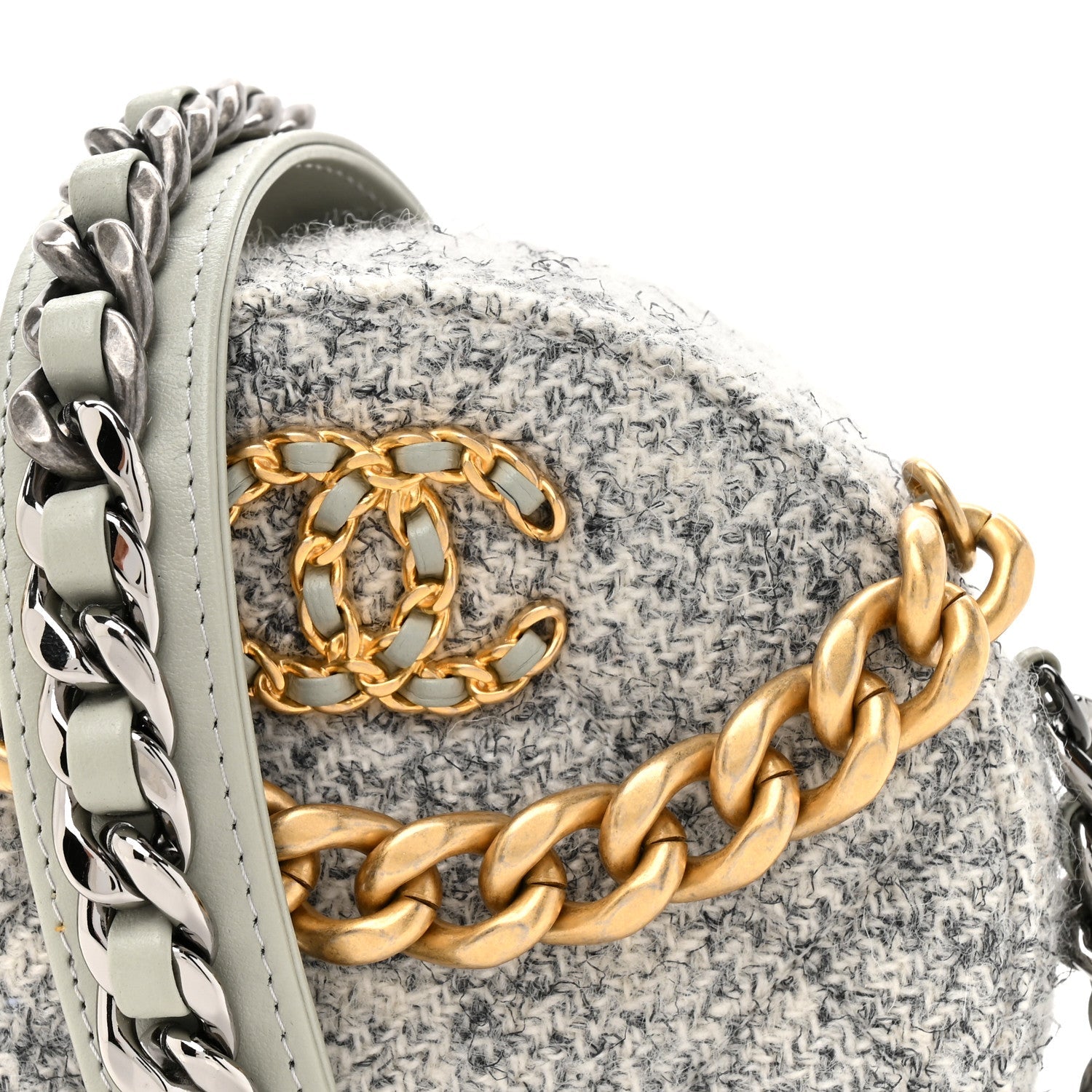 Wool Tweed Lambskin Quilted Chanel 19 Round Clutch With Chain Grey Ecru