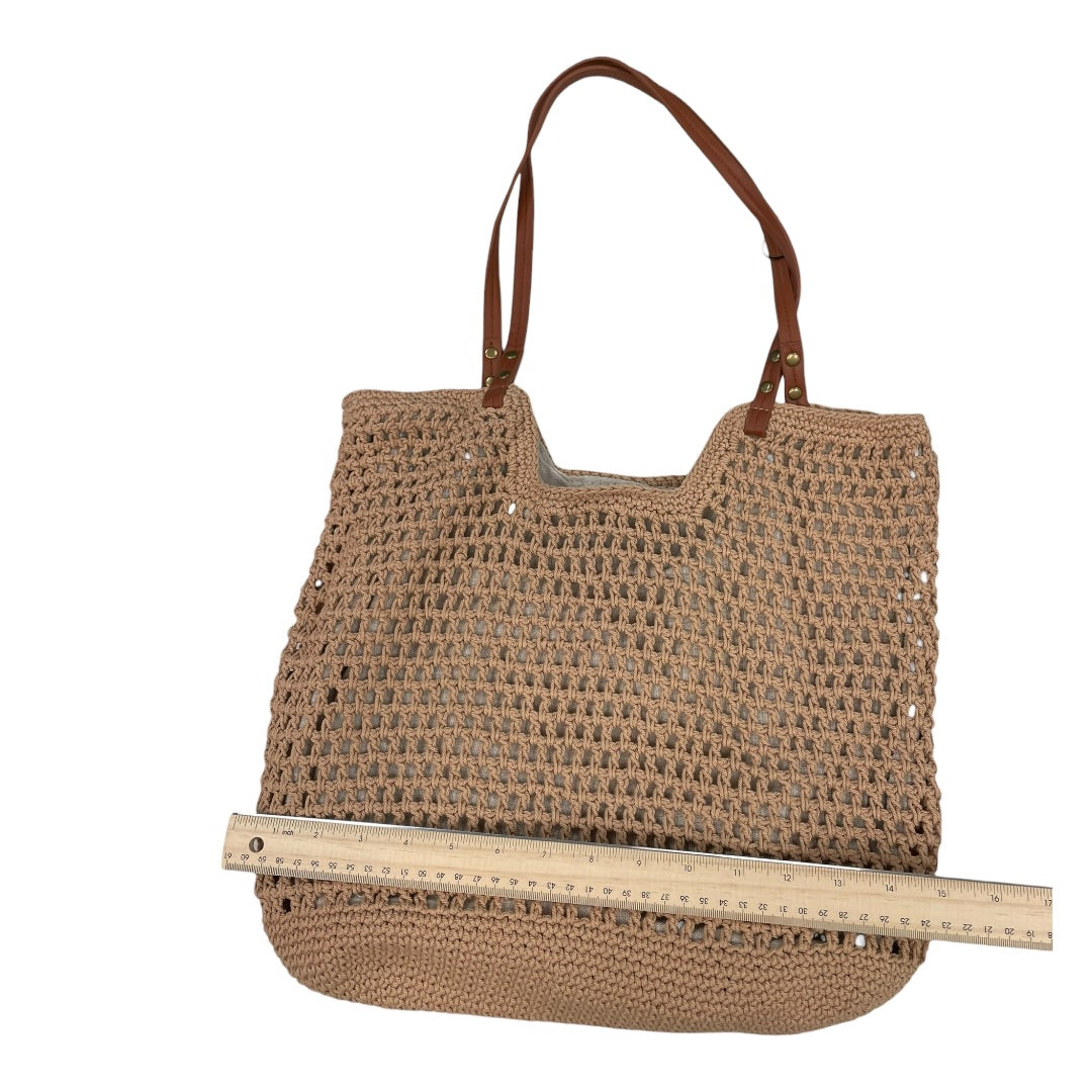 Handbag By Clothes Mentor In Tan, Size:Medium