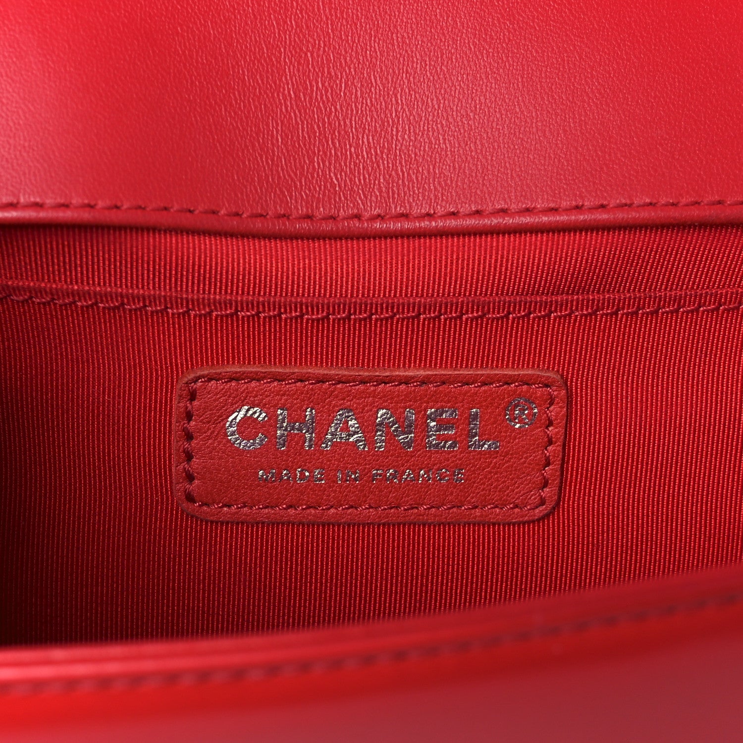 Glazed Calfskin Medium Boy Flap Red