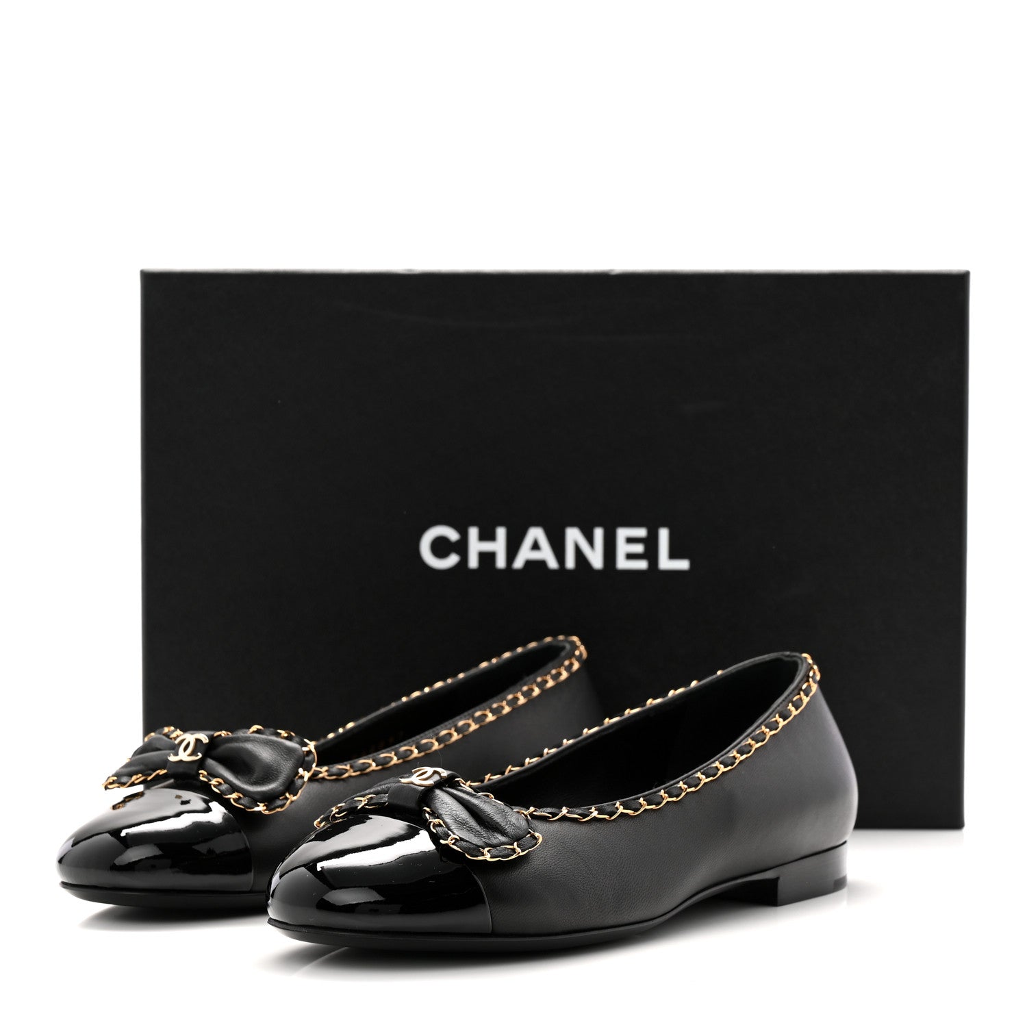 Lambskin Patent Cap Toe Chain Around Ballerina Flats 36 Black