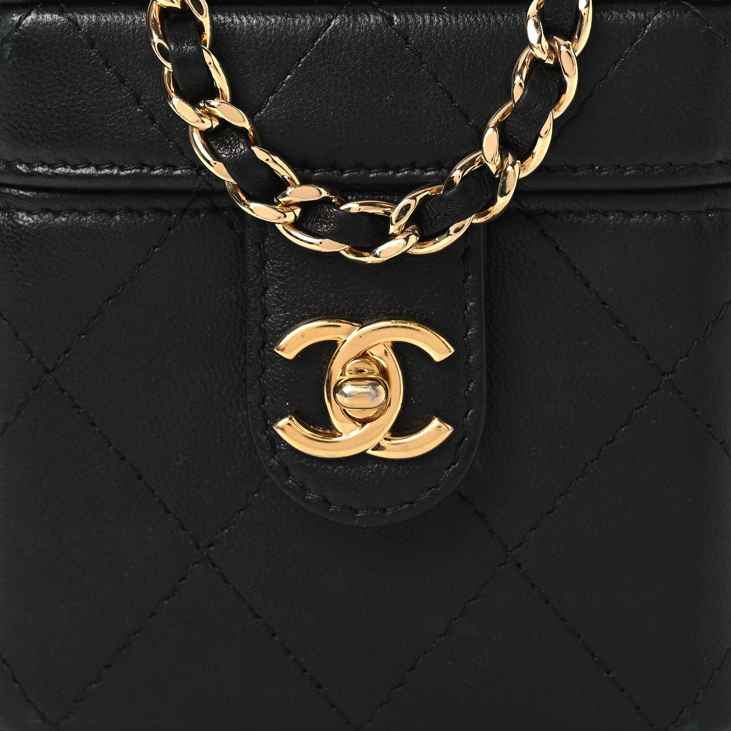 Lambskin Quilted Vanity Clutch With Chain Black