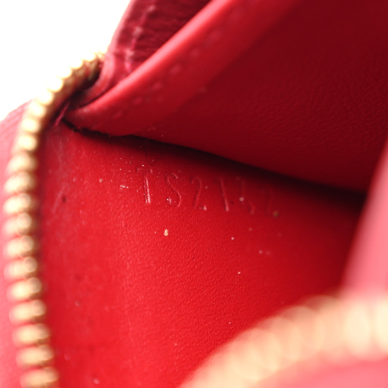Vernis Zippy Coin Purse Pomme D'Amour