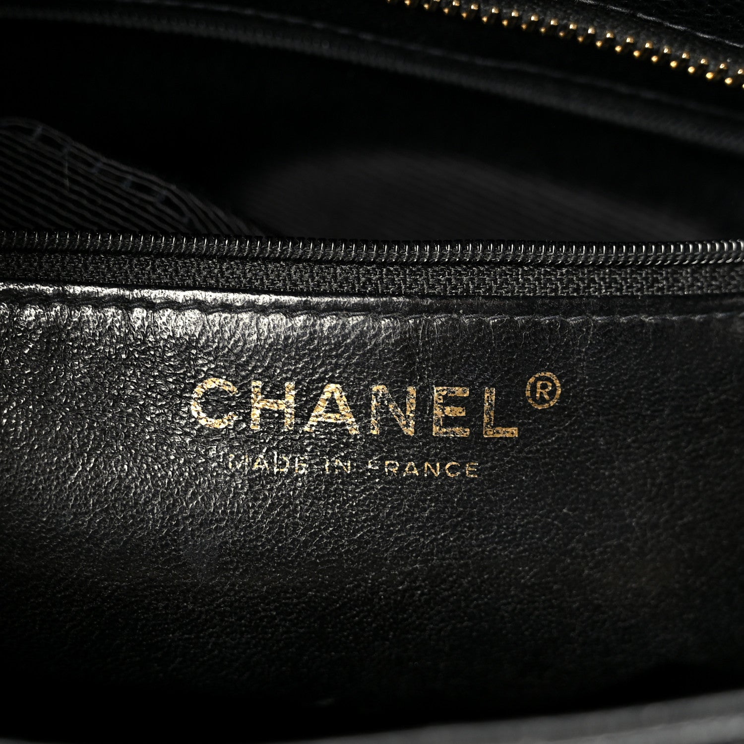 Caviar Quilted Medallion Tote Black