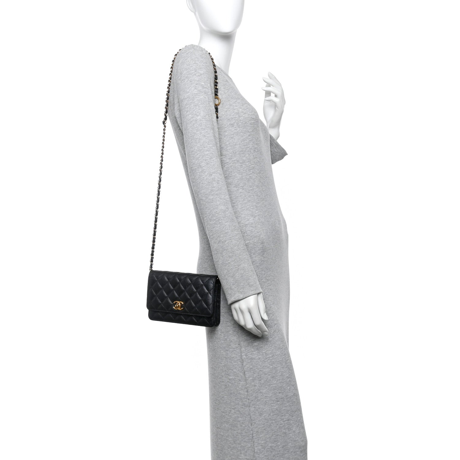 Caviar Quilted CC Turnlock Wallet On Chain WOC Black