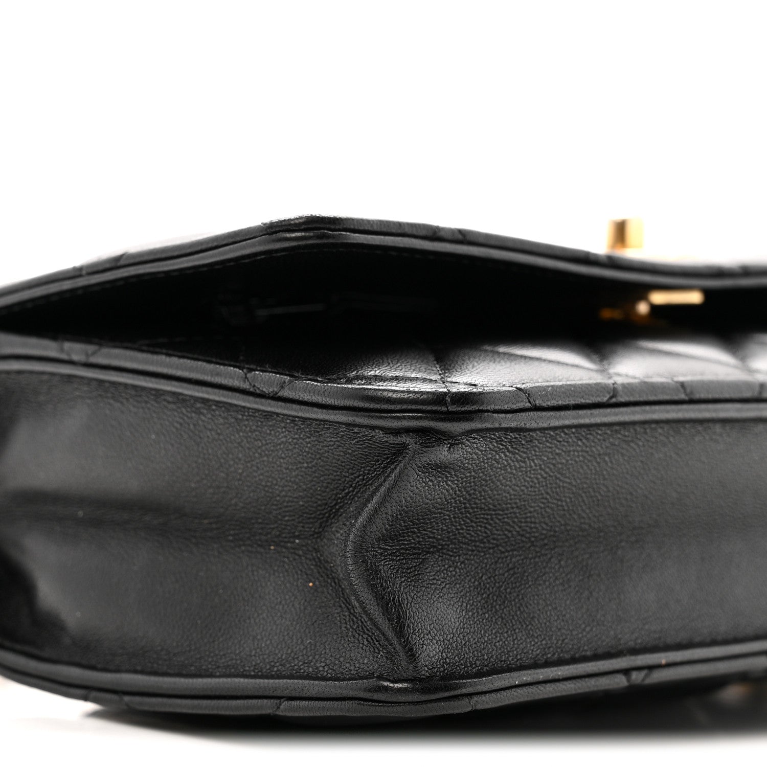 Lambskin Quilted CC Pearl Crush Wallet on Chain WOC Black