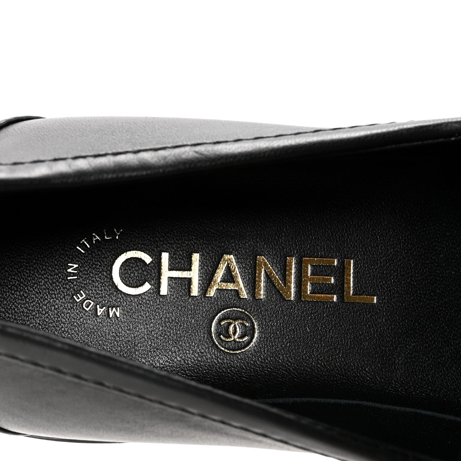 Crumpled Lambskin Quilted CC Turnlock Loafers 38.5 Black