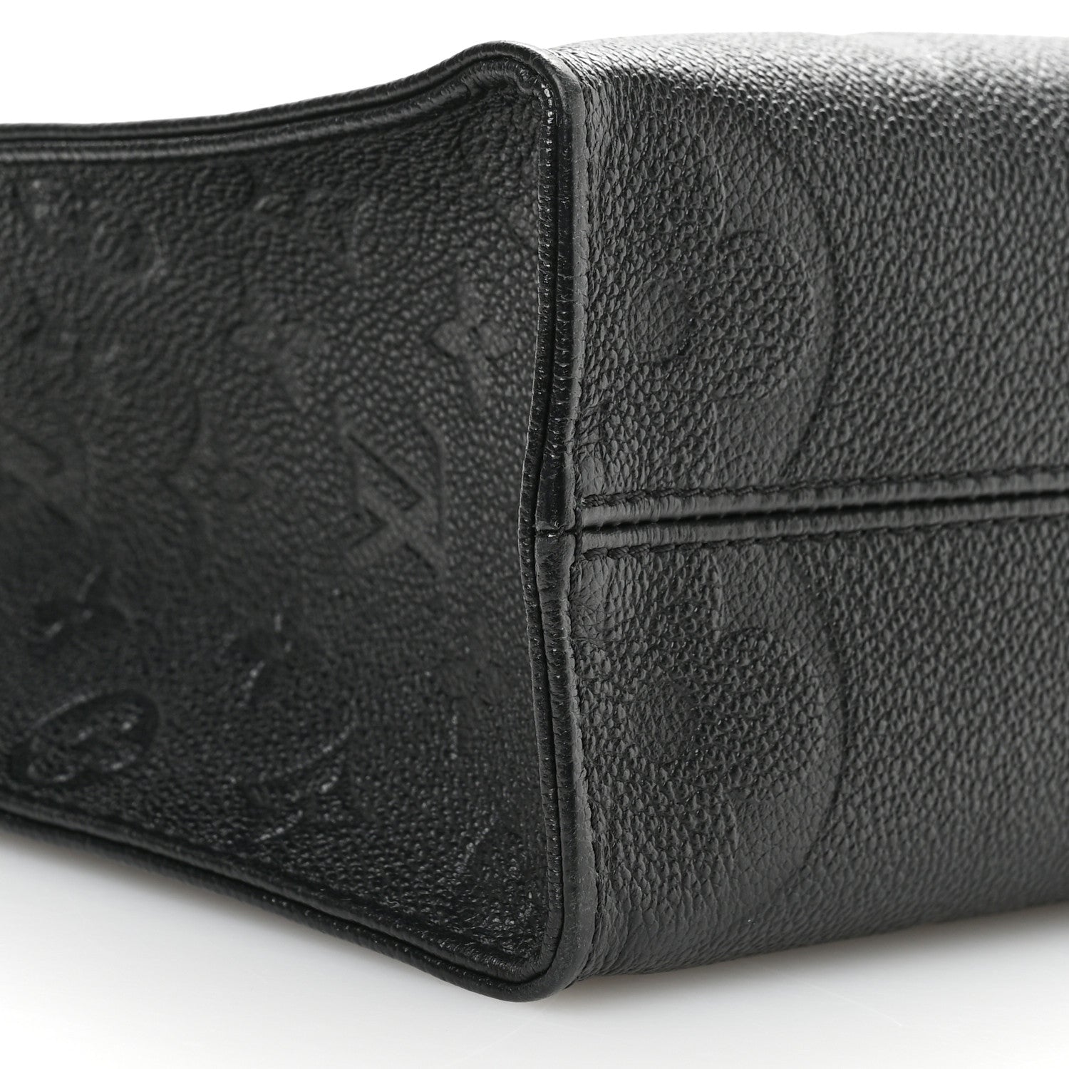 Empreinte Monogram Giant Onthego PM Black