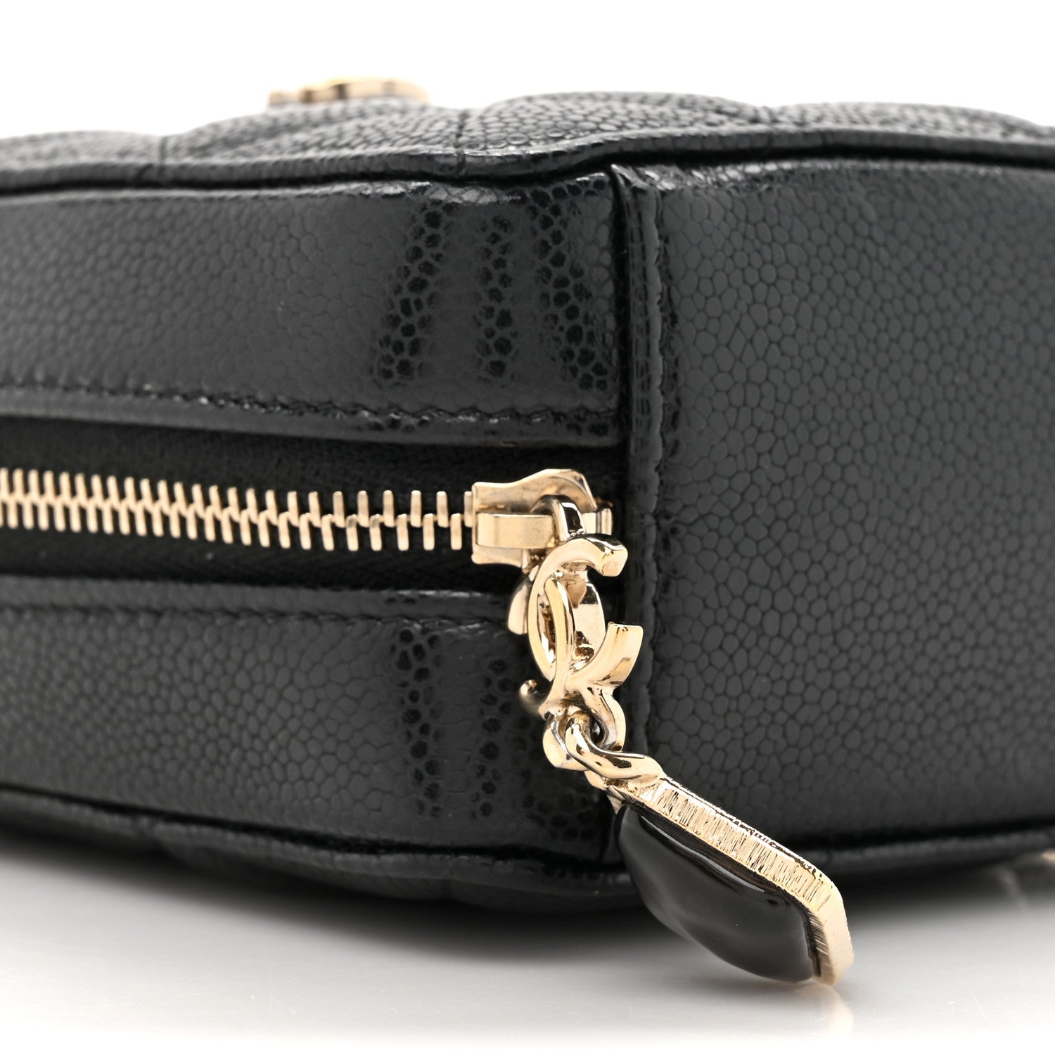 Caviar Quilted Clutch With Chain Black