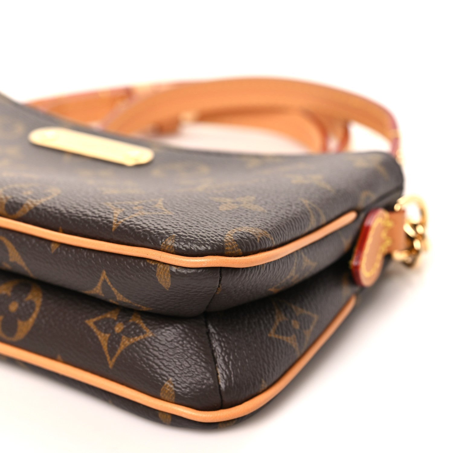 Monogram Liv Pochette