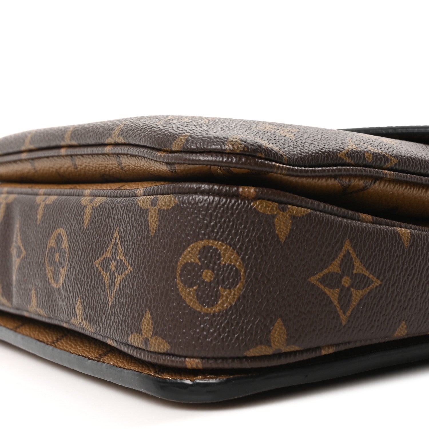 Reverse Monogram Pochette Metis
